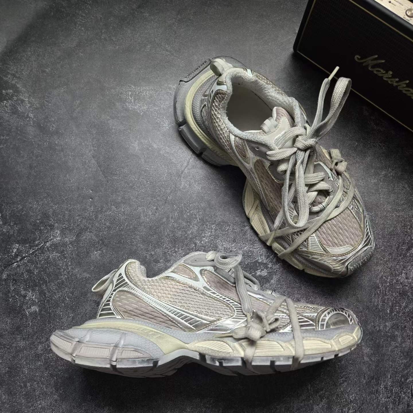 Balenciaga Balenciaga Beige Lowtop Sneakers 7.5 Men Size US 7.5 / EU 40-41 - 6 Thumbnail