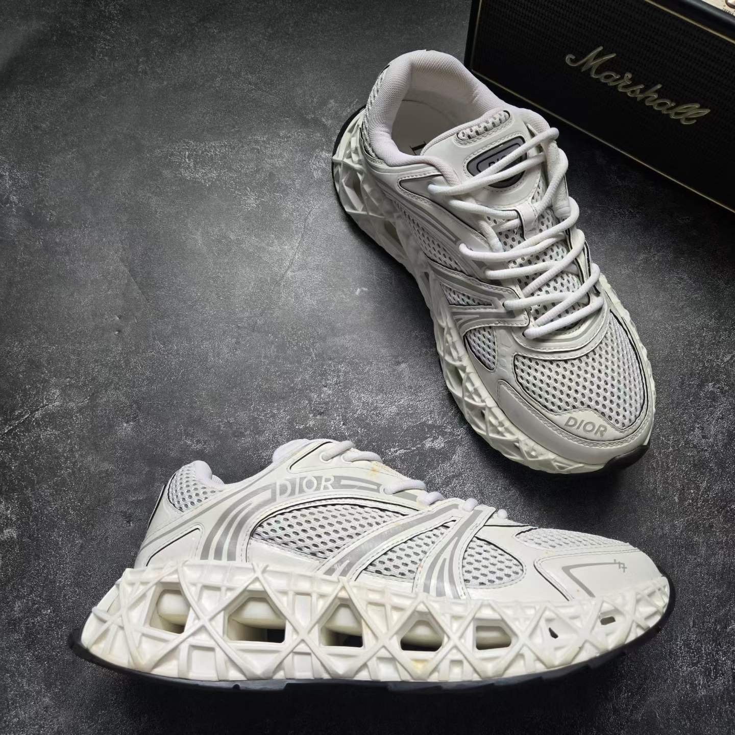 Dior Dior White Lowtop Sneakers 9 Men Size US 9 / EU 42 - 6 Thumbnail
