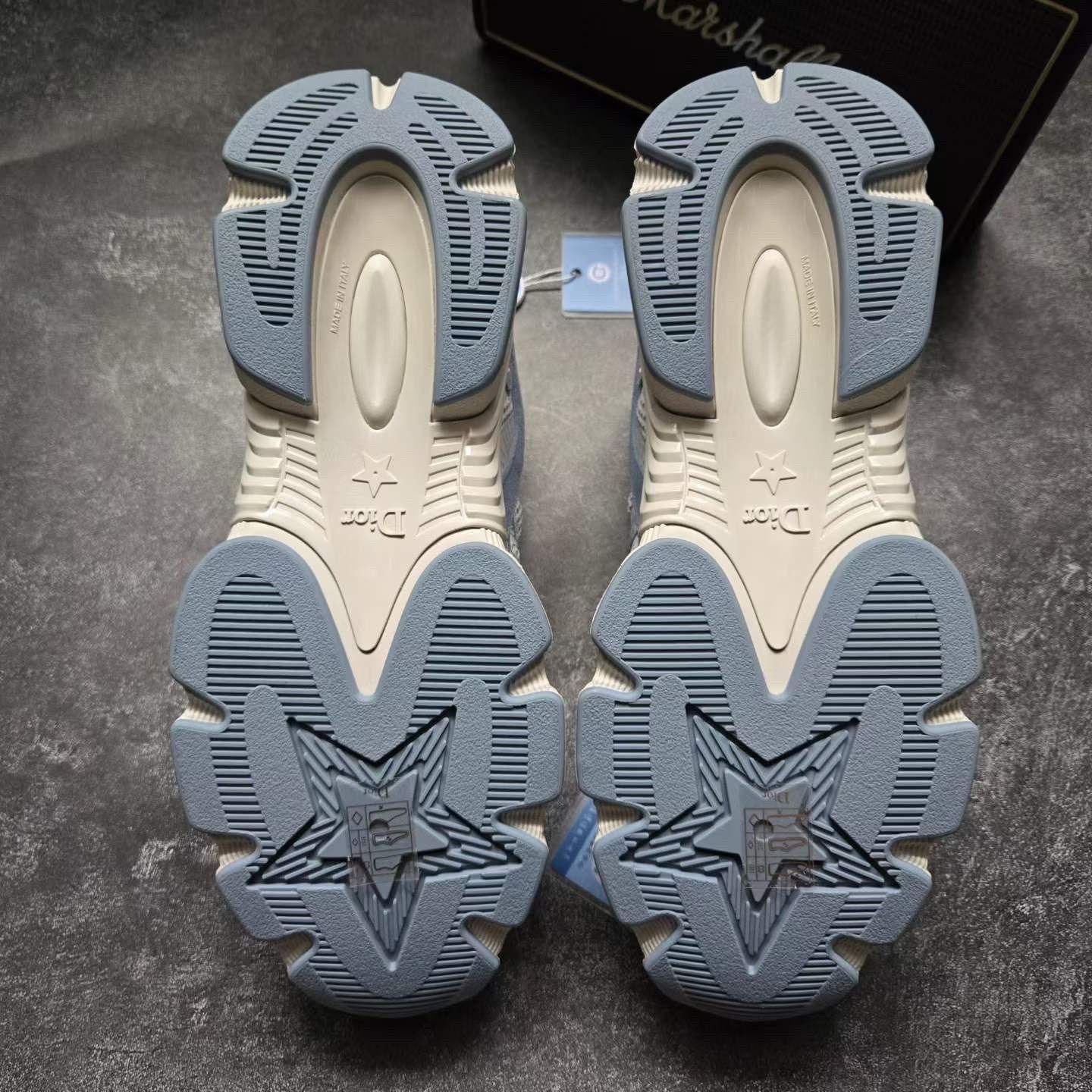 Dior Dior Blue Lowtop Sneakers us_8-5 Women Size US 8.5 / IT 38.5 - 7 Thumbnail