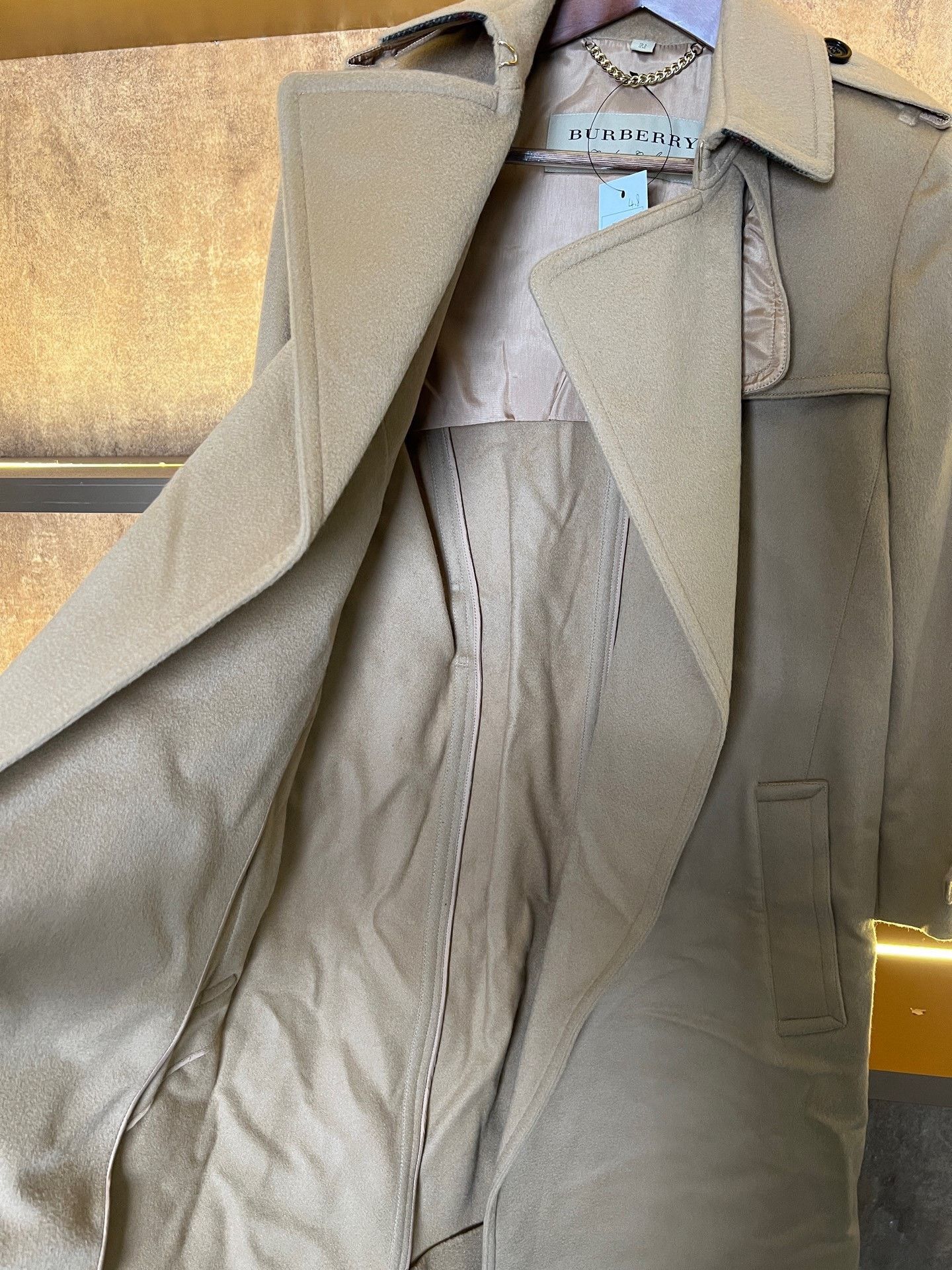 Burberry Burberry Coat M Women Size M / US 6-8 / IT 42-44 - 3 Thumbnail