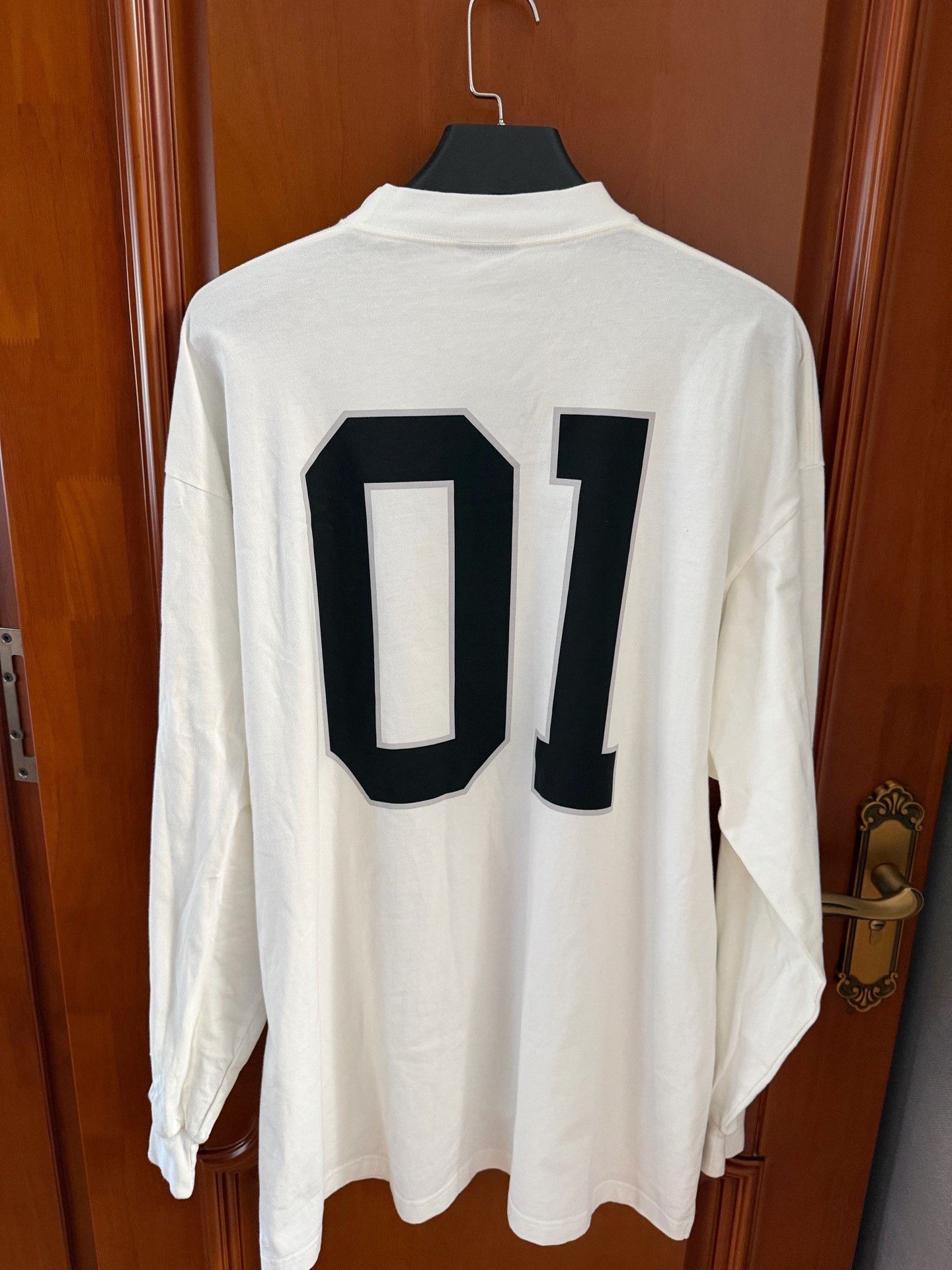 Balenciaga Balenciaga Basketball T-Shirt s Men Size US S / EU 44-46 / 1 - 2 Thumbnail