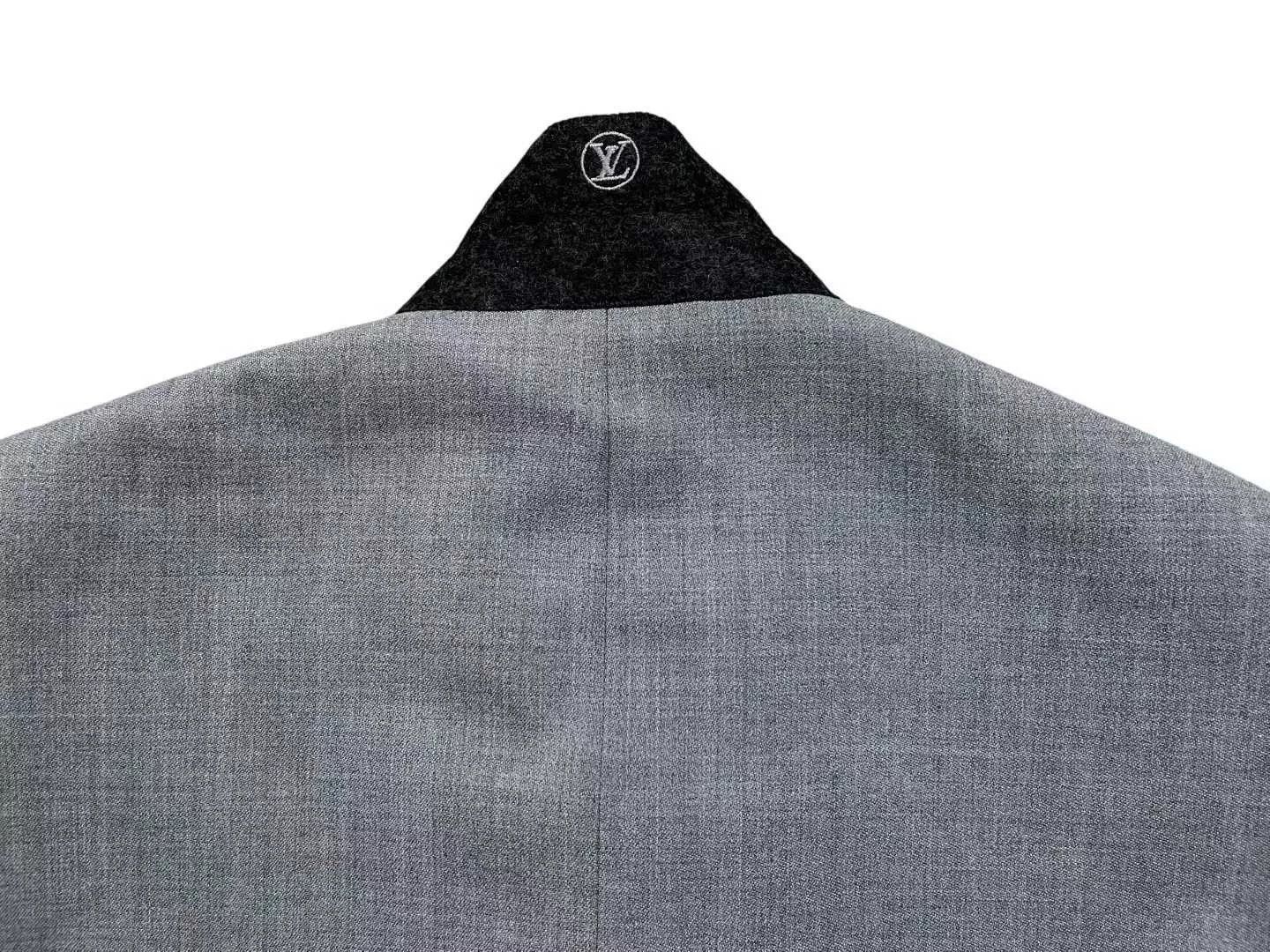 Louis Vuitton Louis Vuitton Formal Wool Gray Suit 40r Men Size 40R - 5 Thumbnail