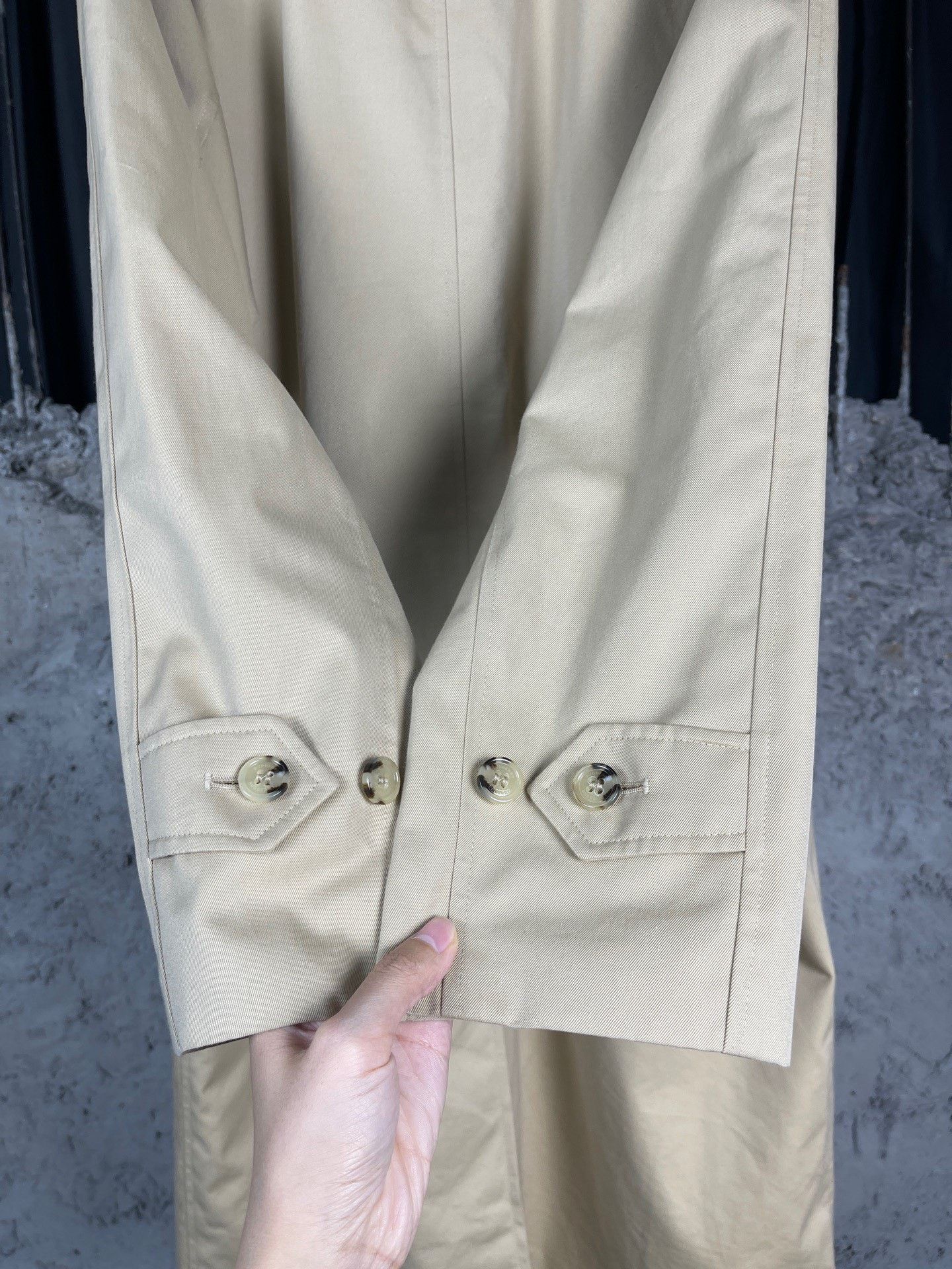 Burberry Burberry Light Jacket l Men Size US L / EU 52-54 / 3 - 5 Thumbnail
