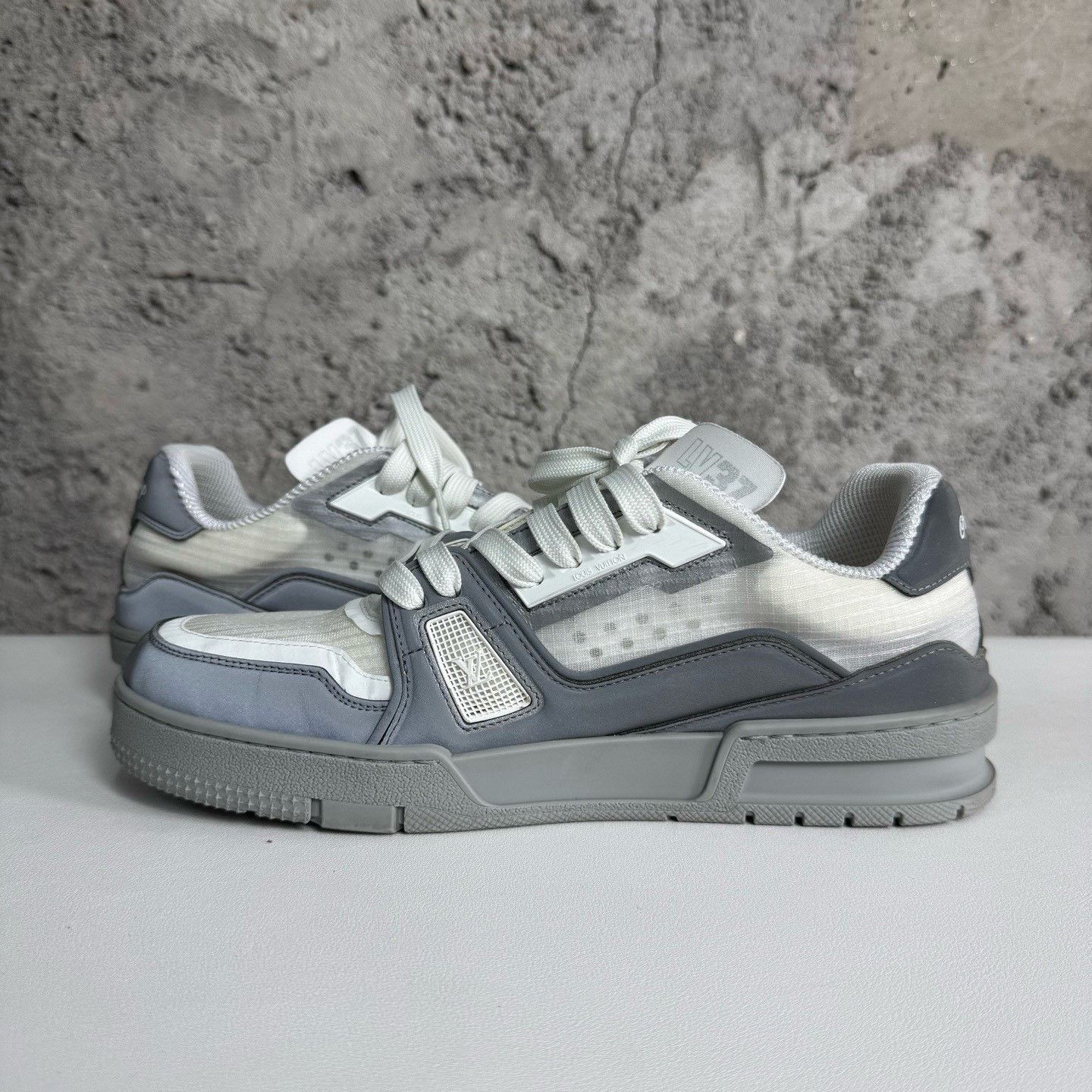 Louis Vuitton Louis Vuitton Training Lowtop Sneakers 10 Men Size US 10 / EU 43 - 5 Thumbnail