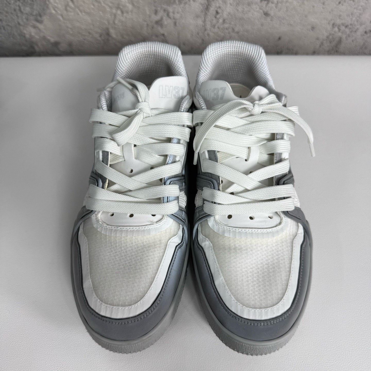 Louis Vuitton Louis Vuitton Training Lowtop Sneakers 10 Men Size US 10 / EU 43 - 6 Thumbnail
