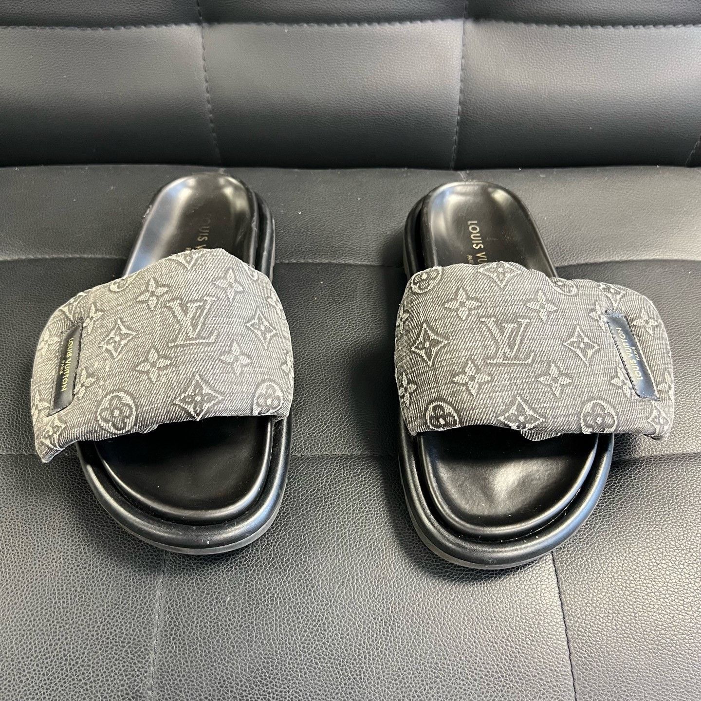 Louis Vuitton Louis Vuitton Black Sandals us_8-5 Women Size US 8.5 / IT 38.5 - 2 Thumbnail