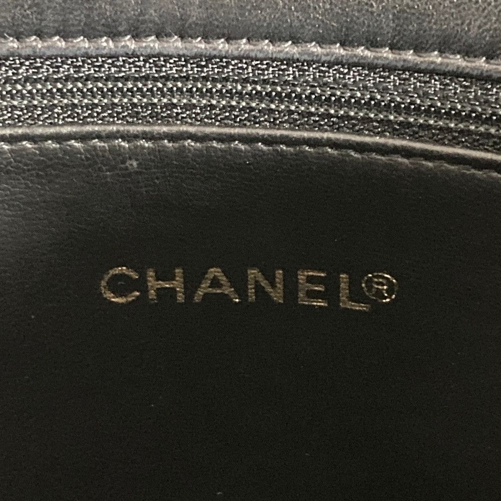 Chanel Chanel Chanel Matelasse Lambskin Shoulder Tote Bag Leather Shoulder Bag DUTY FREE for USA Size ONE SIZE - 10 Thumbnail