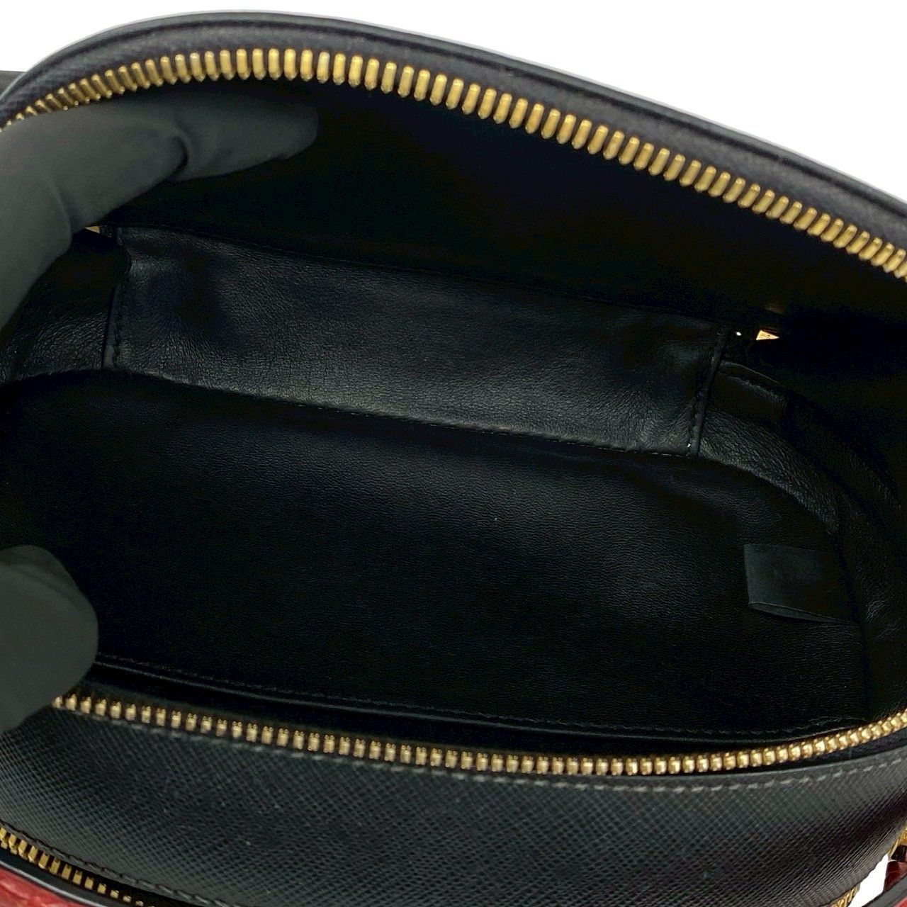 Prada Prada Prada Leather 2way Bag Leather Shoulder Bag DUTY FREE for USA Size ONE SIZE - 10 Thumbnail