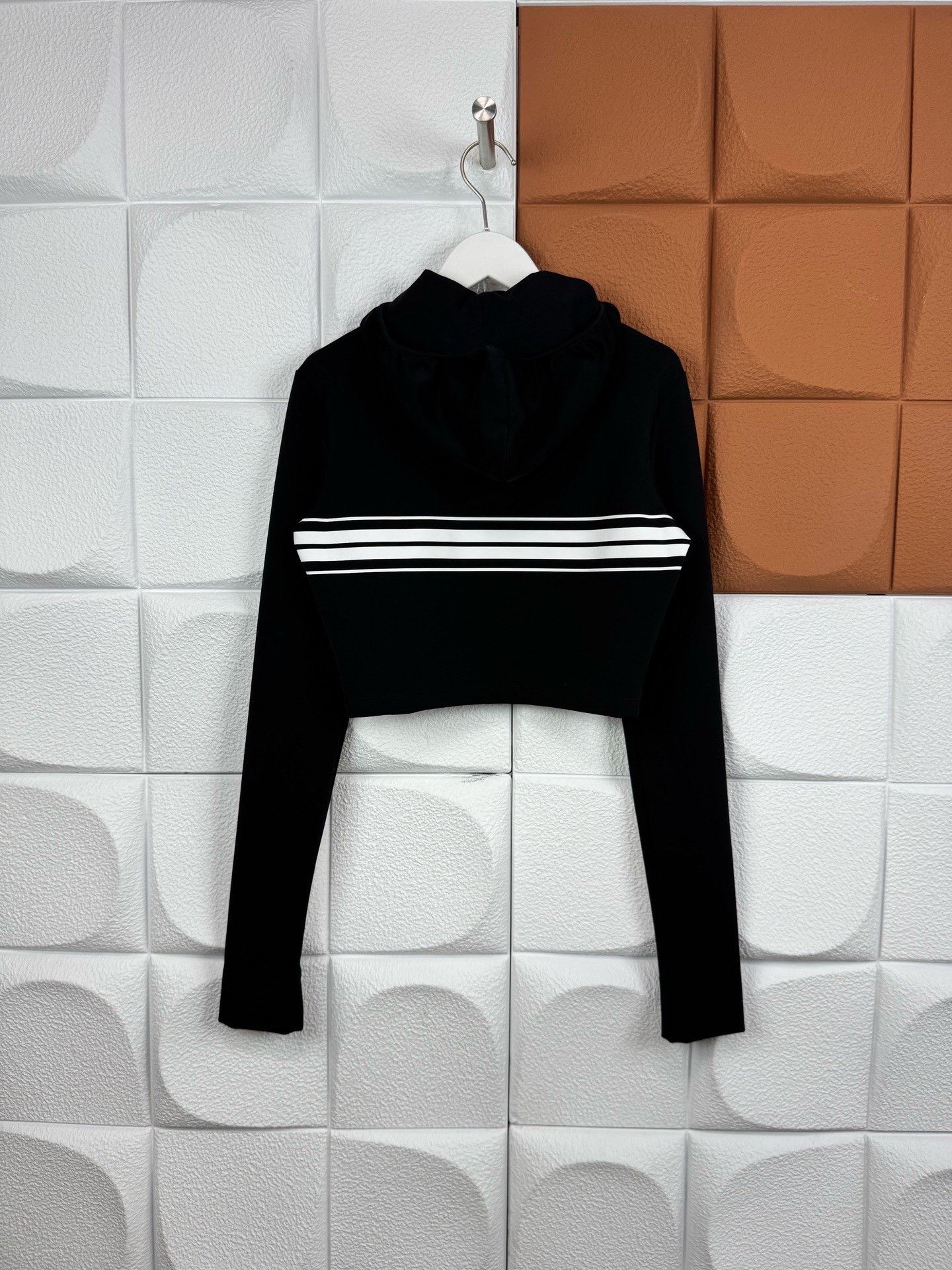 Louis Vuitton Louis Vuitton Hoodie M Women Size M / US 6-8 / IT 42-44 - 2 Thumbnail