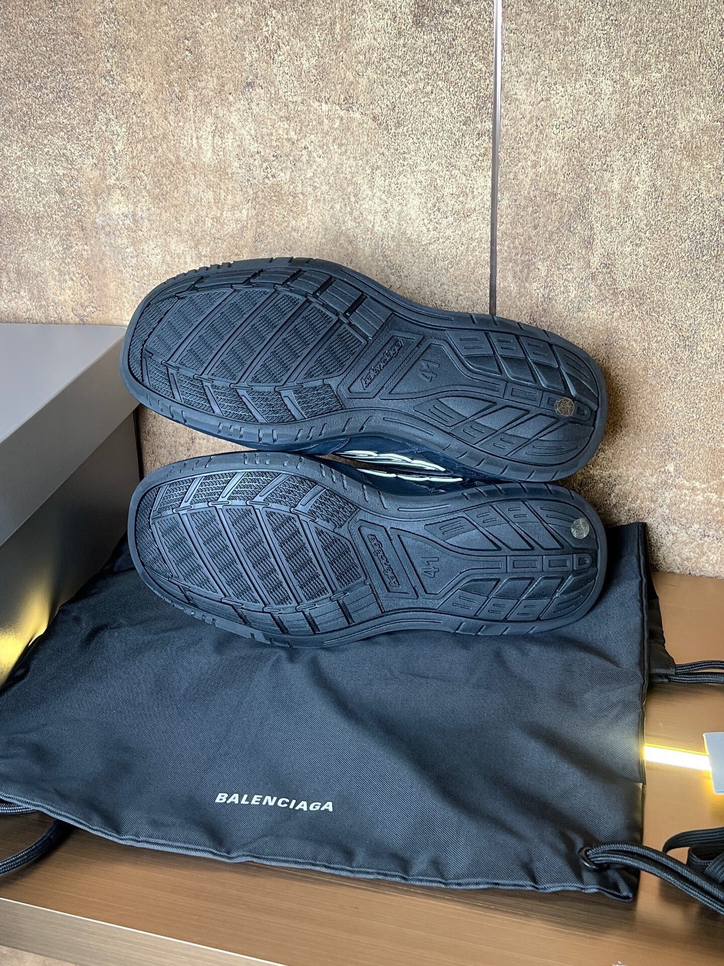 Balenciaga Balenciaga Black Lowtop Sneakers 8.5 Men Size US 8.5 / EU 41-42 - 8 Thumbnail