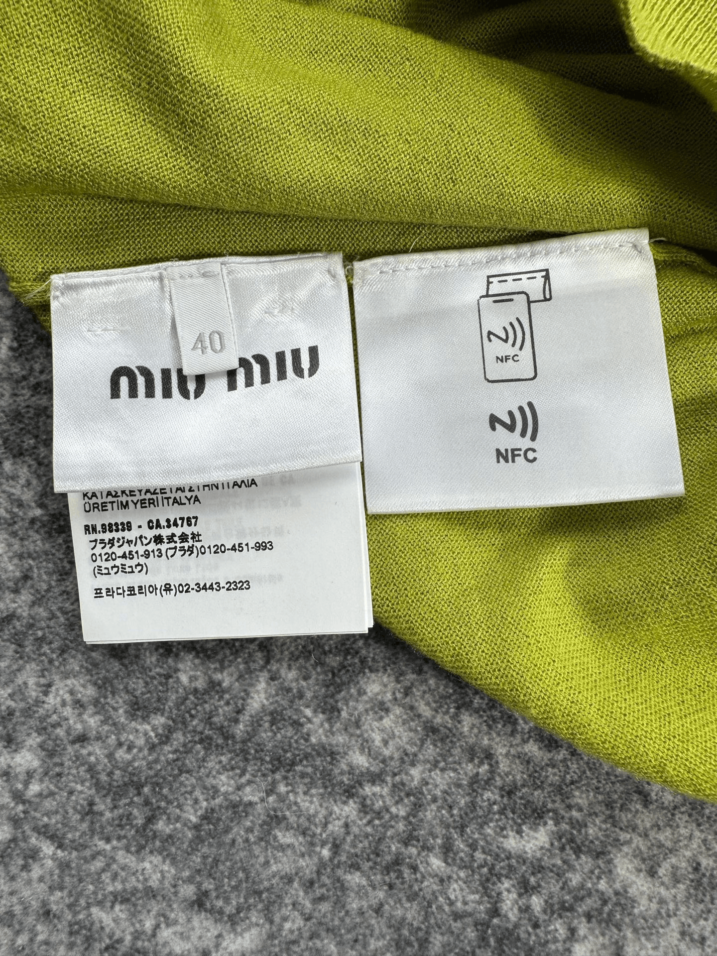 Miu Miu Miu Miu Sweater L Women Size L / US 10 / IT 46 - 5 Thumbnail