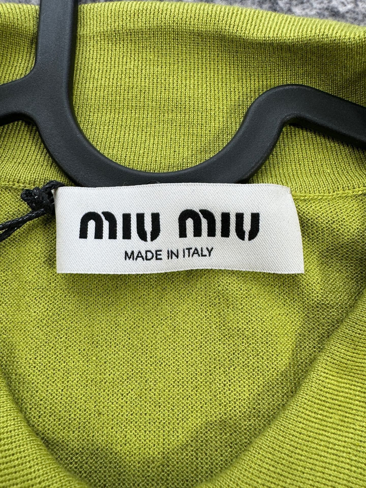 Miu Miu Miu Miu Sweater L Women Size L / US 10 / IT 46 - 4 Thumbnail