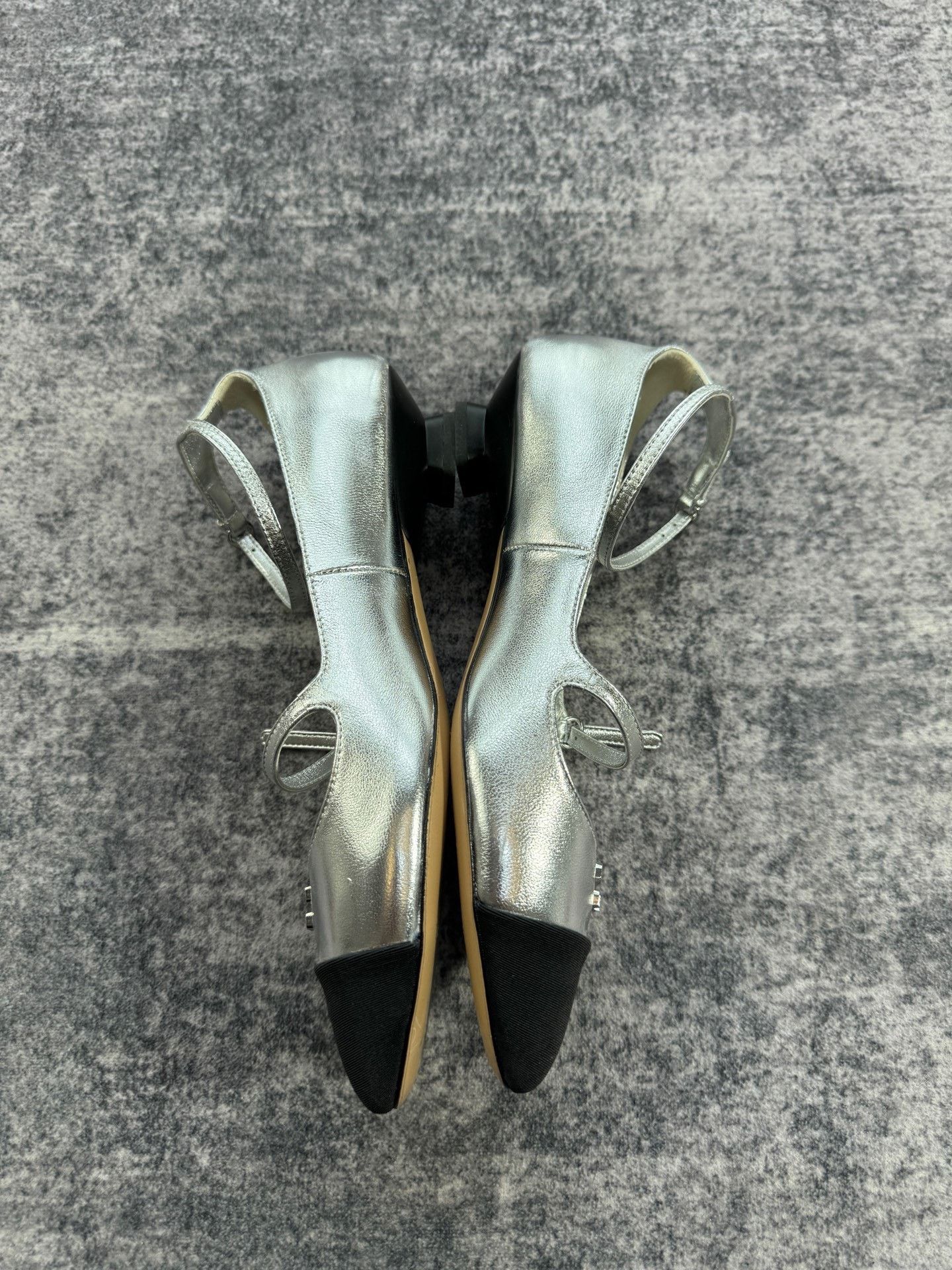 Miu Miu Miu Miu Silver Sandals us_7-5 Women Size US 7.5 / IT 37.5 - 6 Thumbnail