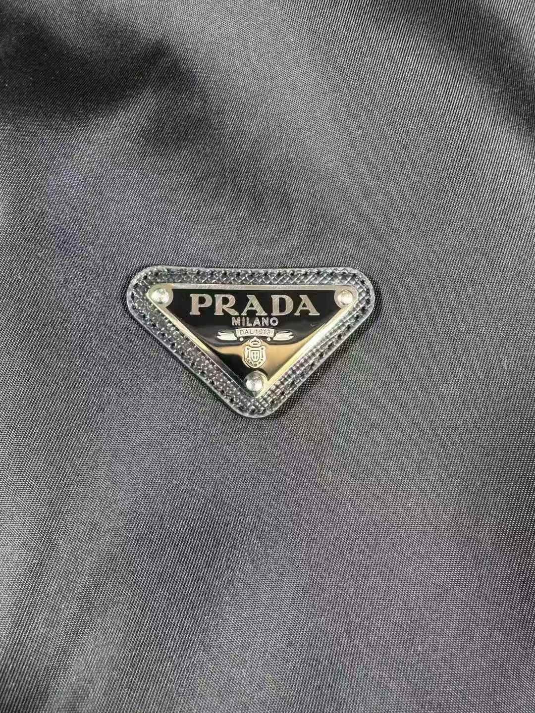 Prada Prada Nylon Light Jacket s Men Size US S / EU 44-46 / 1 - 4 Thumbnail