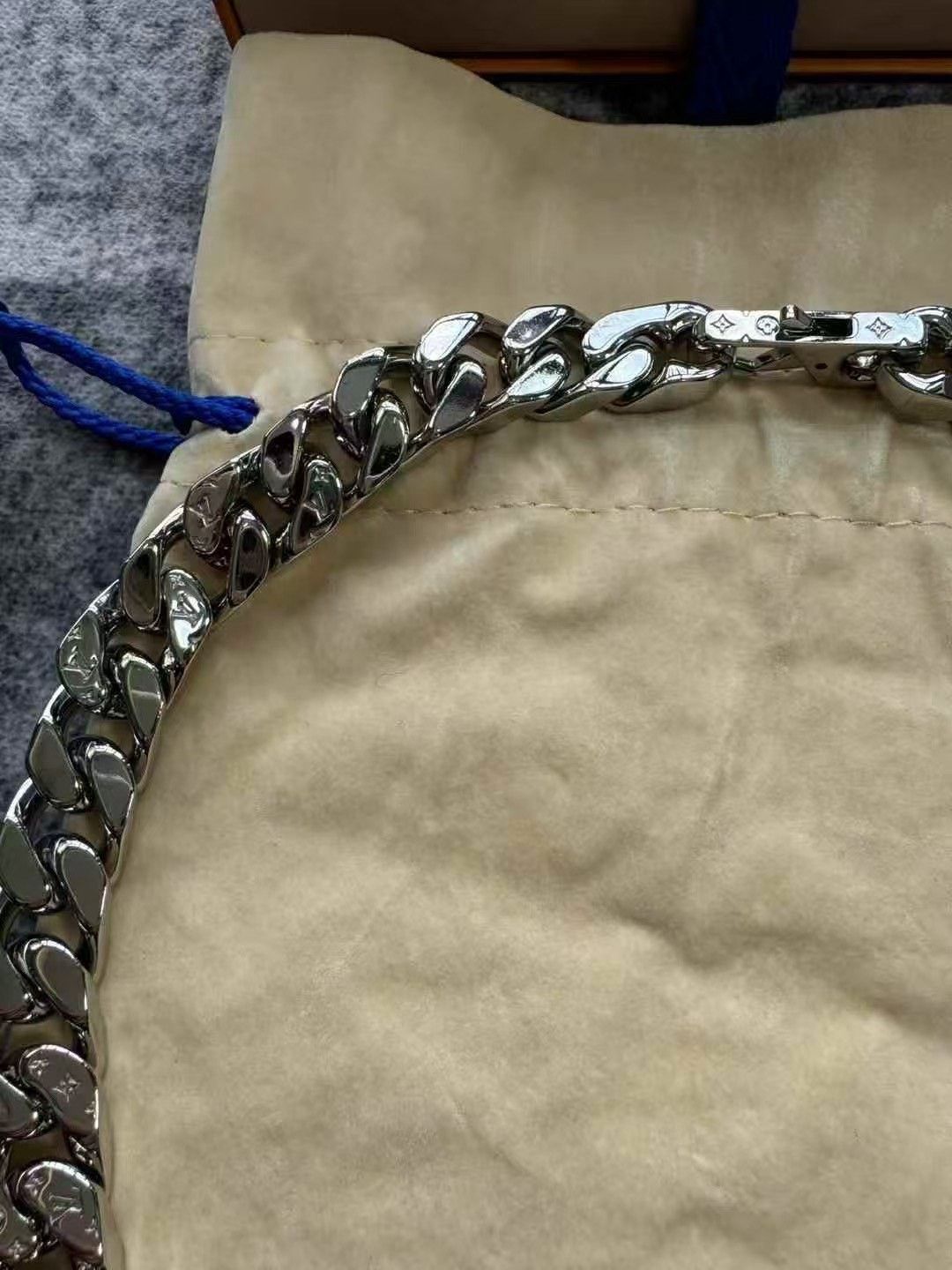 Louis Vuitton Louis Vuitton Jewelry one size Men Size ONE SIZE - 2 Thumbnail