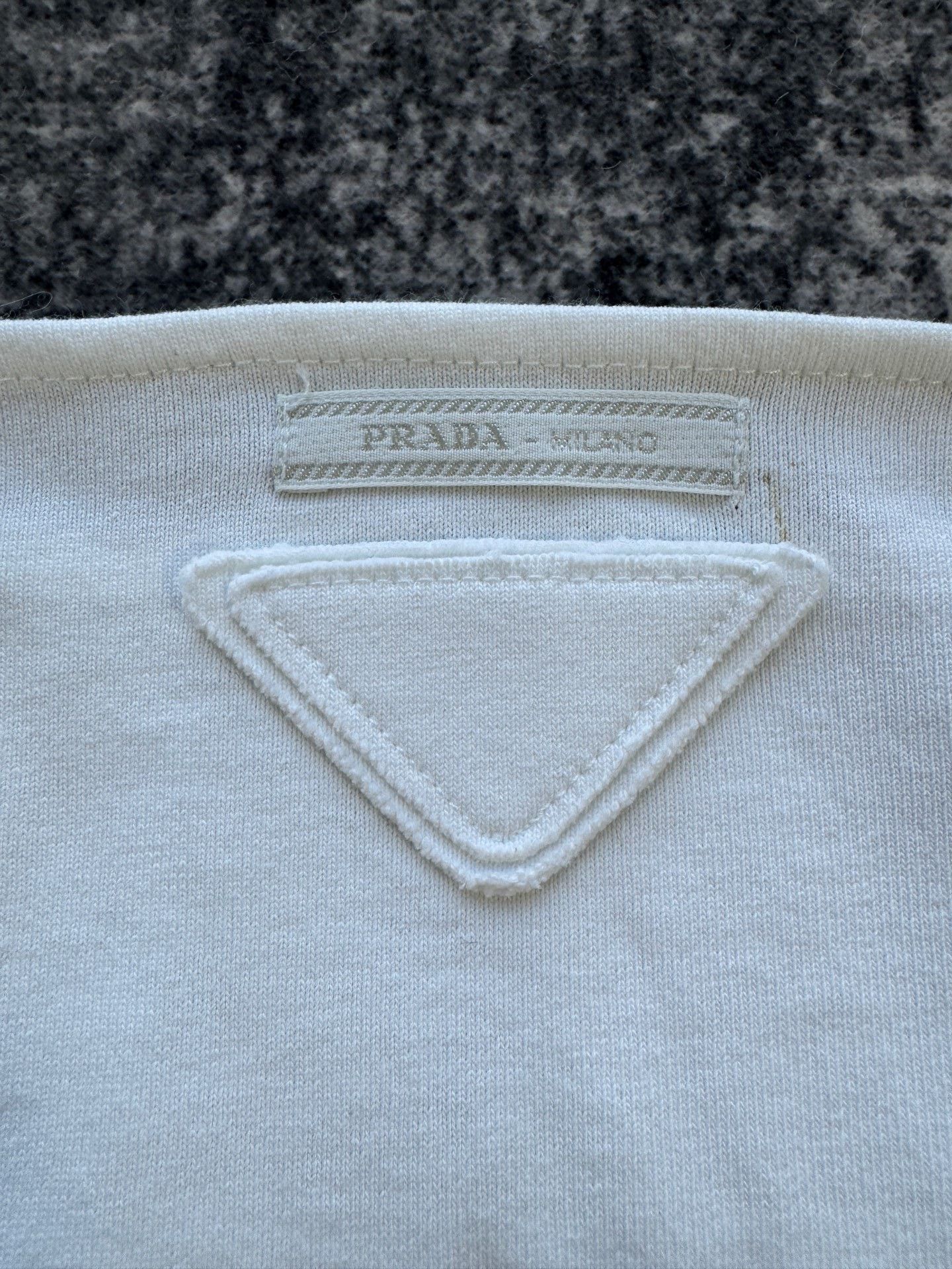 Prada Prada Retro White T-Shirt S Women Size S / US 4 / IT 40 - 4 Thumbnail