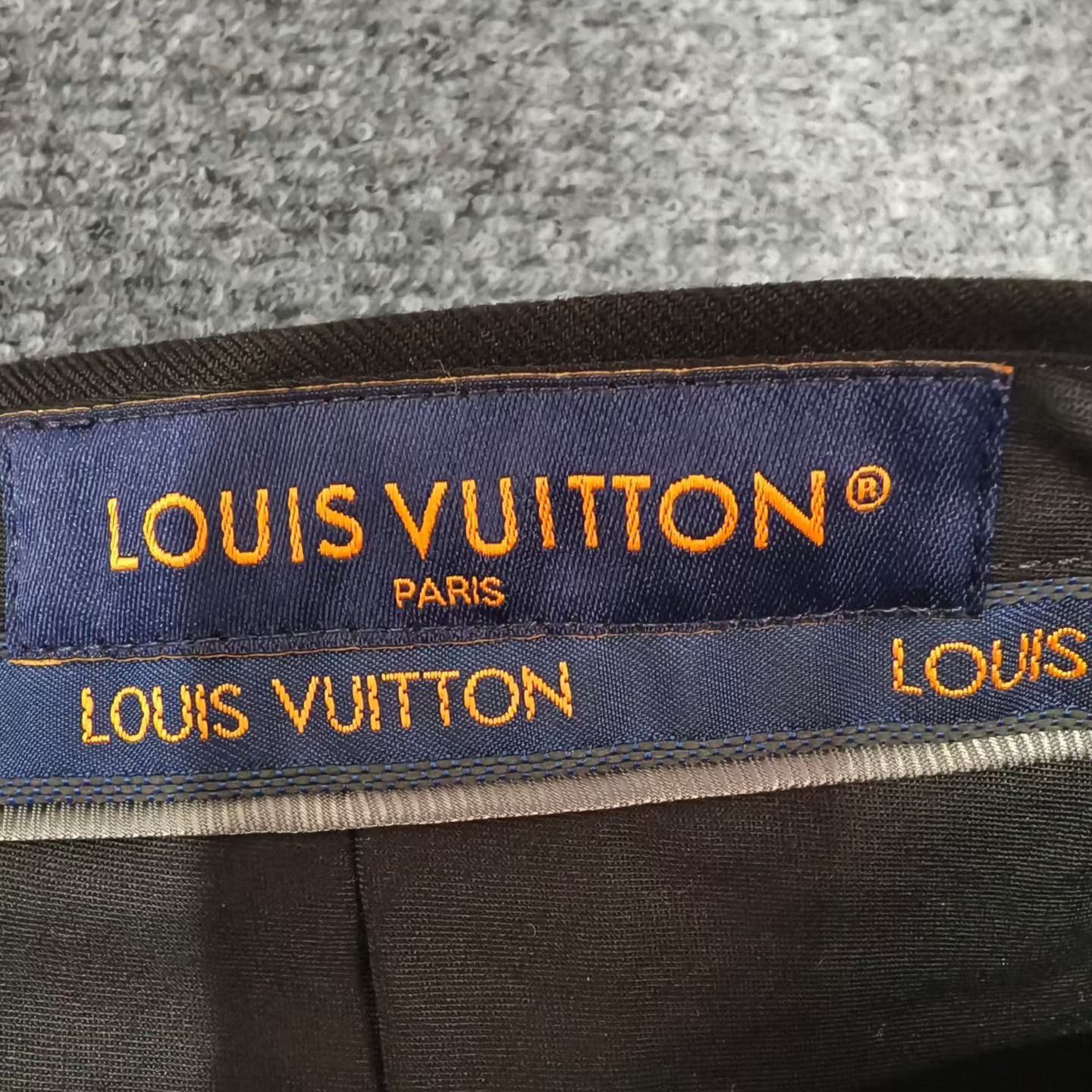 Louis Vuitton Louis Vuitton Retro Black Casual Pants 32 Men Size US 32 / EU 48 - 3 Thumbnail