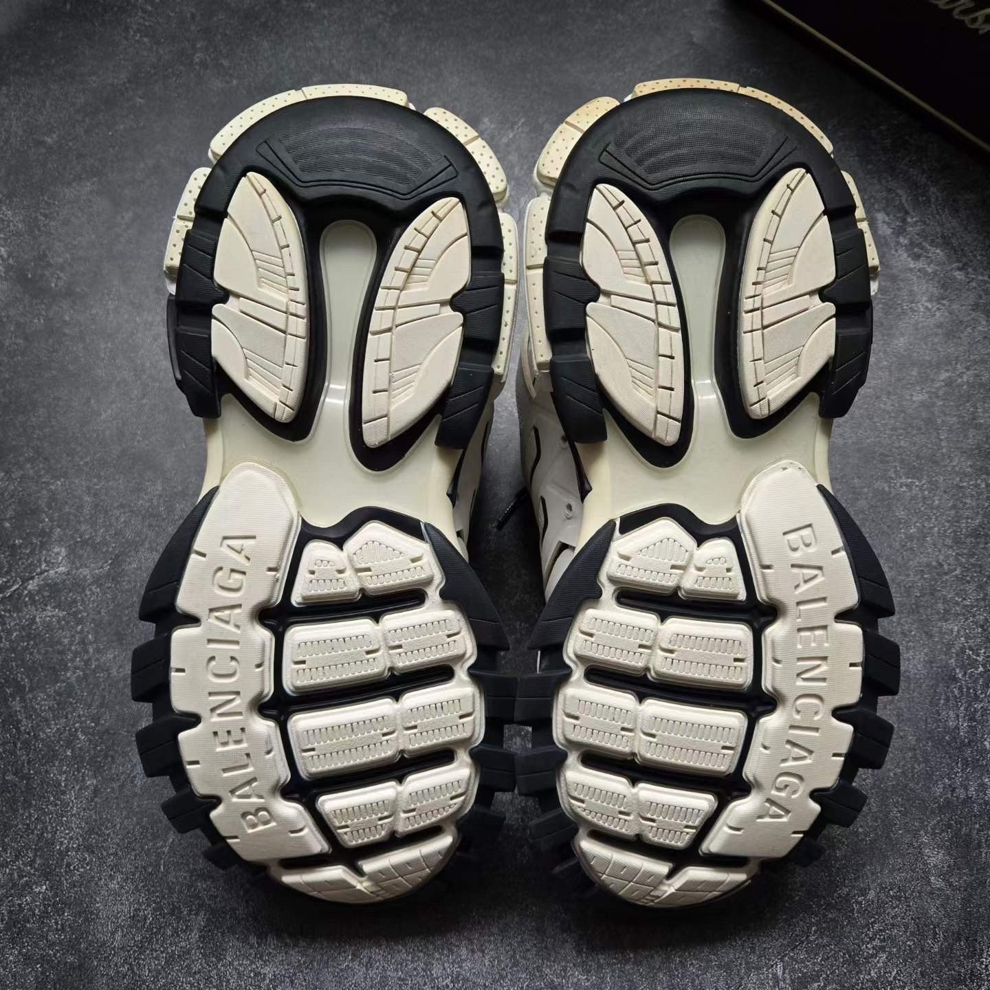Balenciaga Balenciaga Patchwork Black Lowtop Sneakers 8.5 Men Size US 8.5 / EU 41-42 - 8 Thumbnail