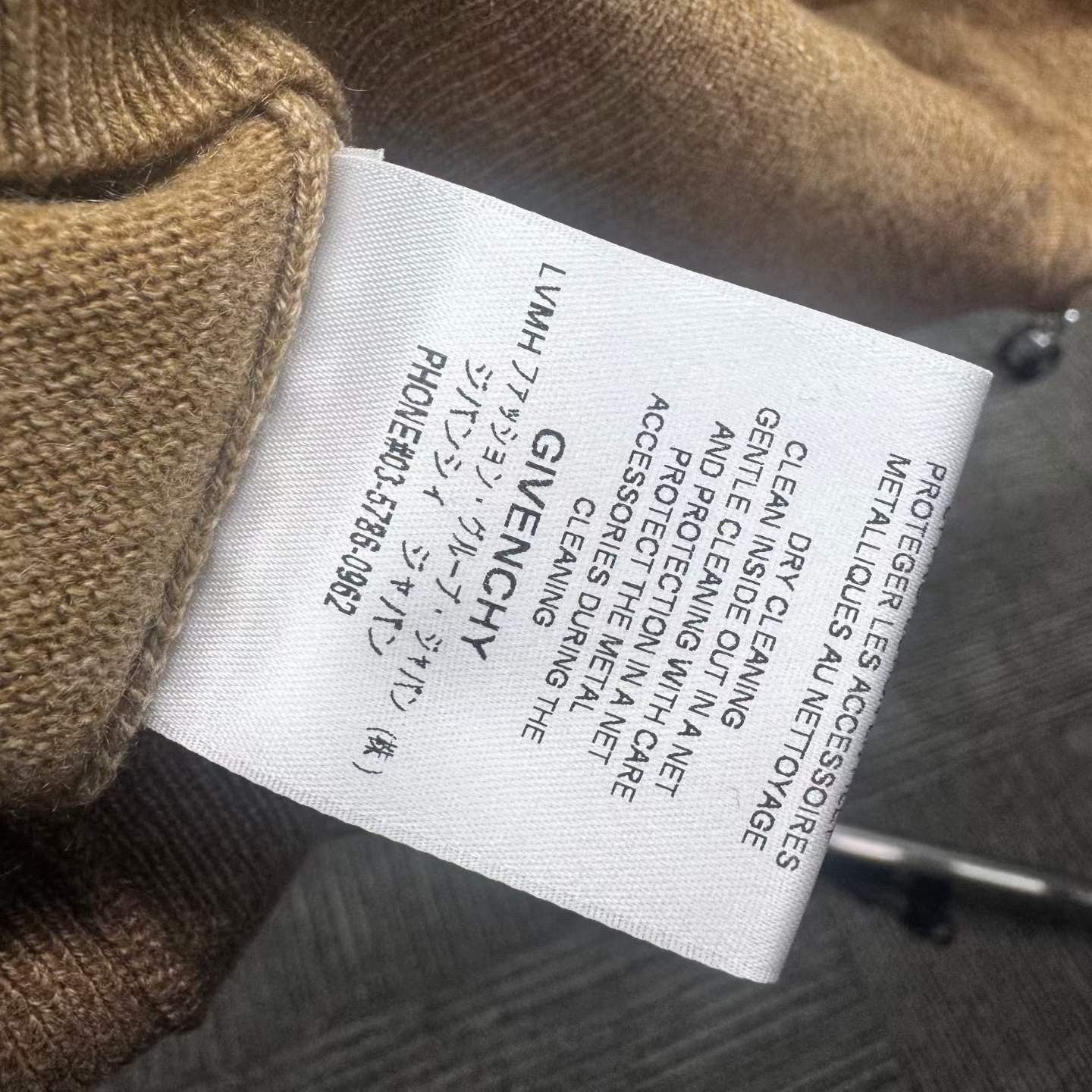 Givenchy Givenchy Sweater xl Men Size US XL / EU 56 / 4 - 3 Thumbnail