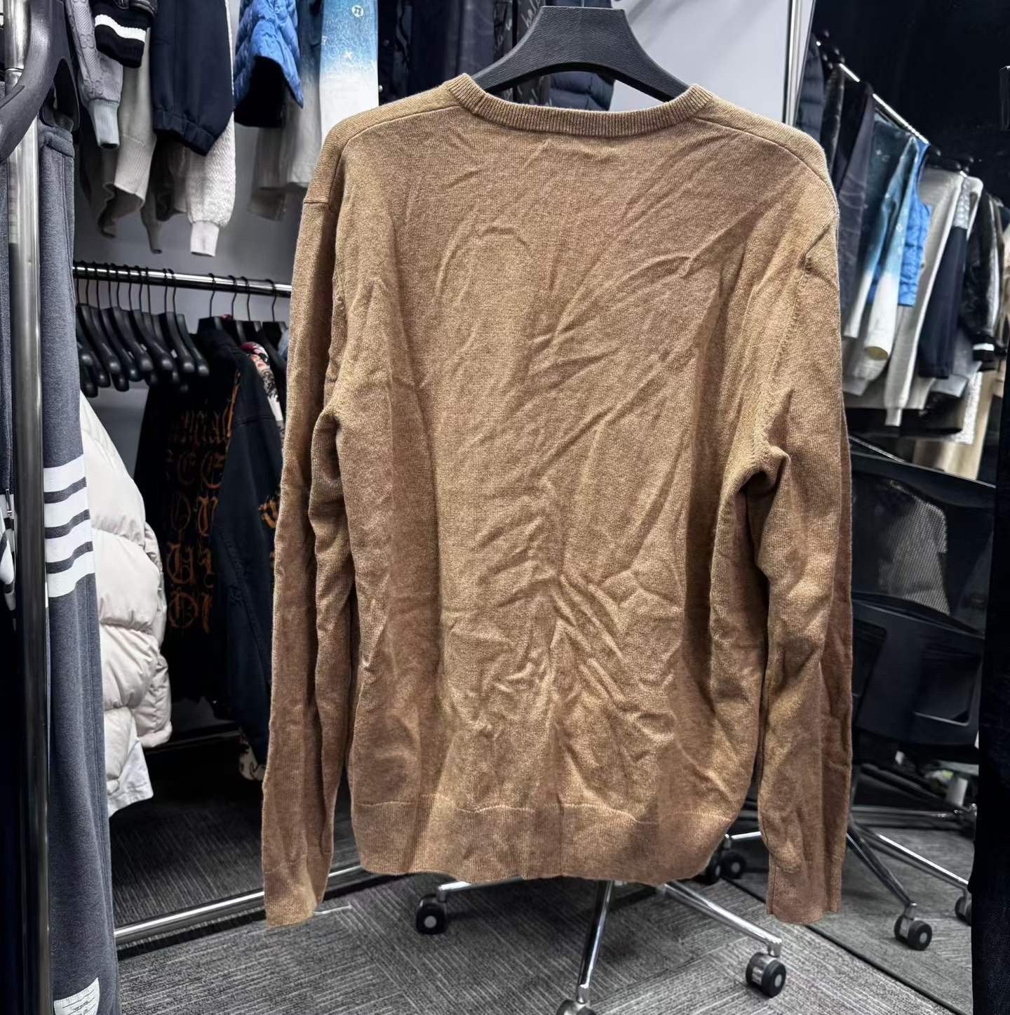 Givenchy Givenchy Sweater xl Men Size US XL / EU 56 / 4 - 2 Thumbnail