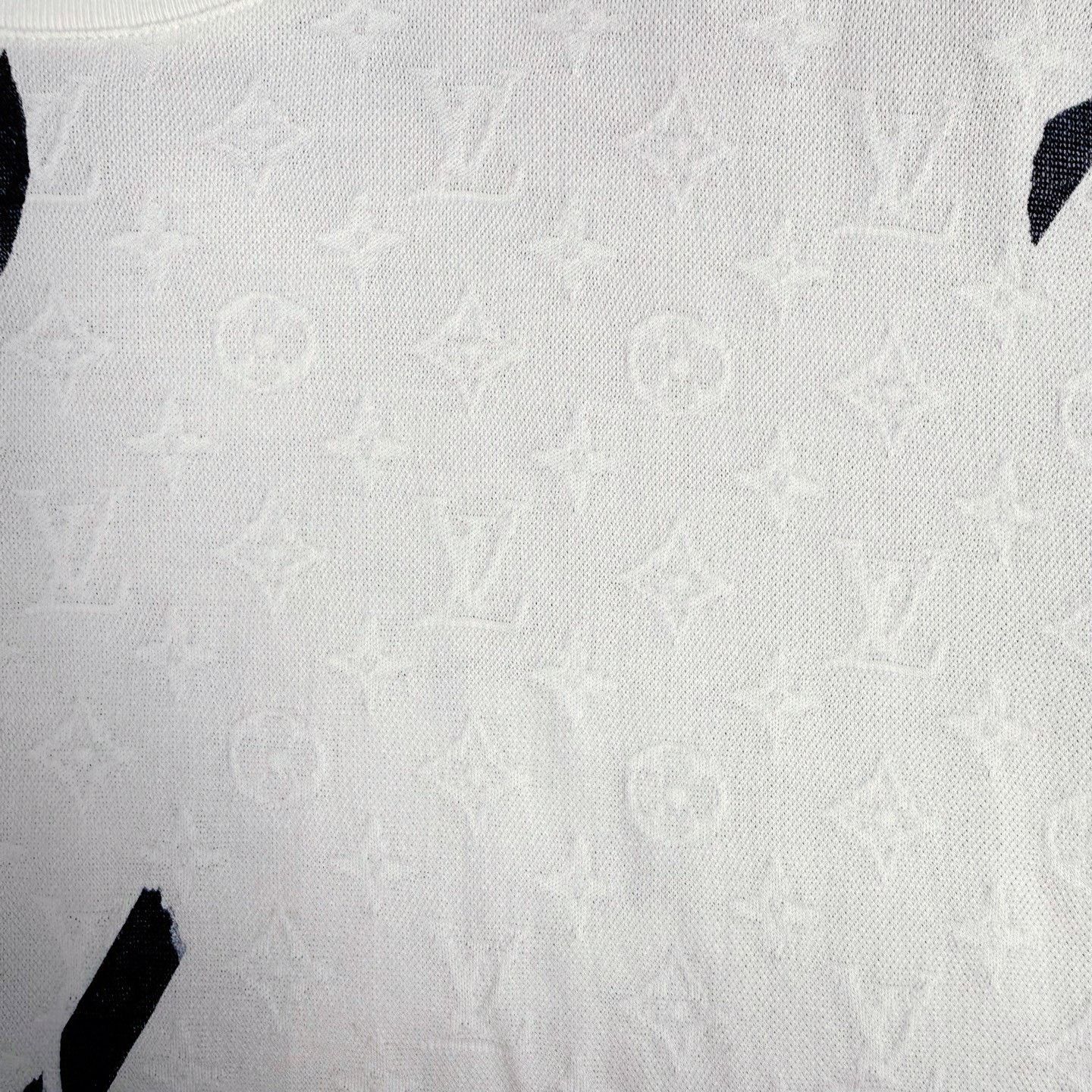 Louis Vuitton Louis Vuitton White T-Shirt m Men Size US M / EU 48-50 / 2 - 5 Thumbnail
