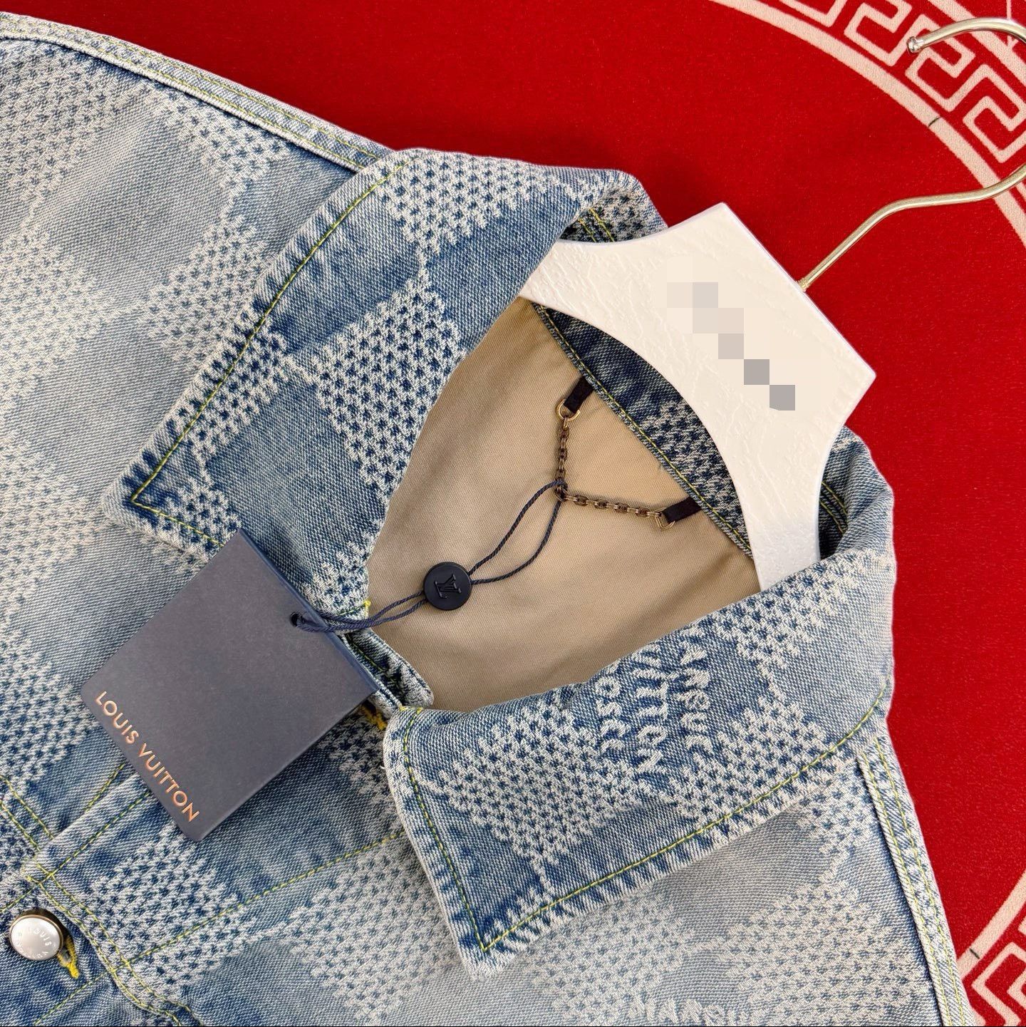 Louis Vuitton Louis Vuitton Blue Light Jacket xxl Men Size US XXL / EU 58 / 5 - 3 Thumbnail