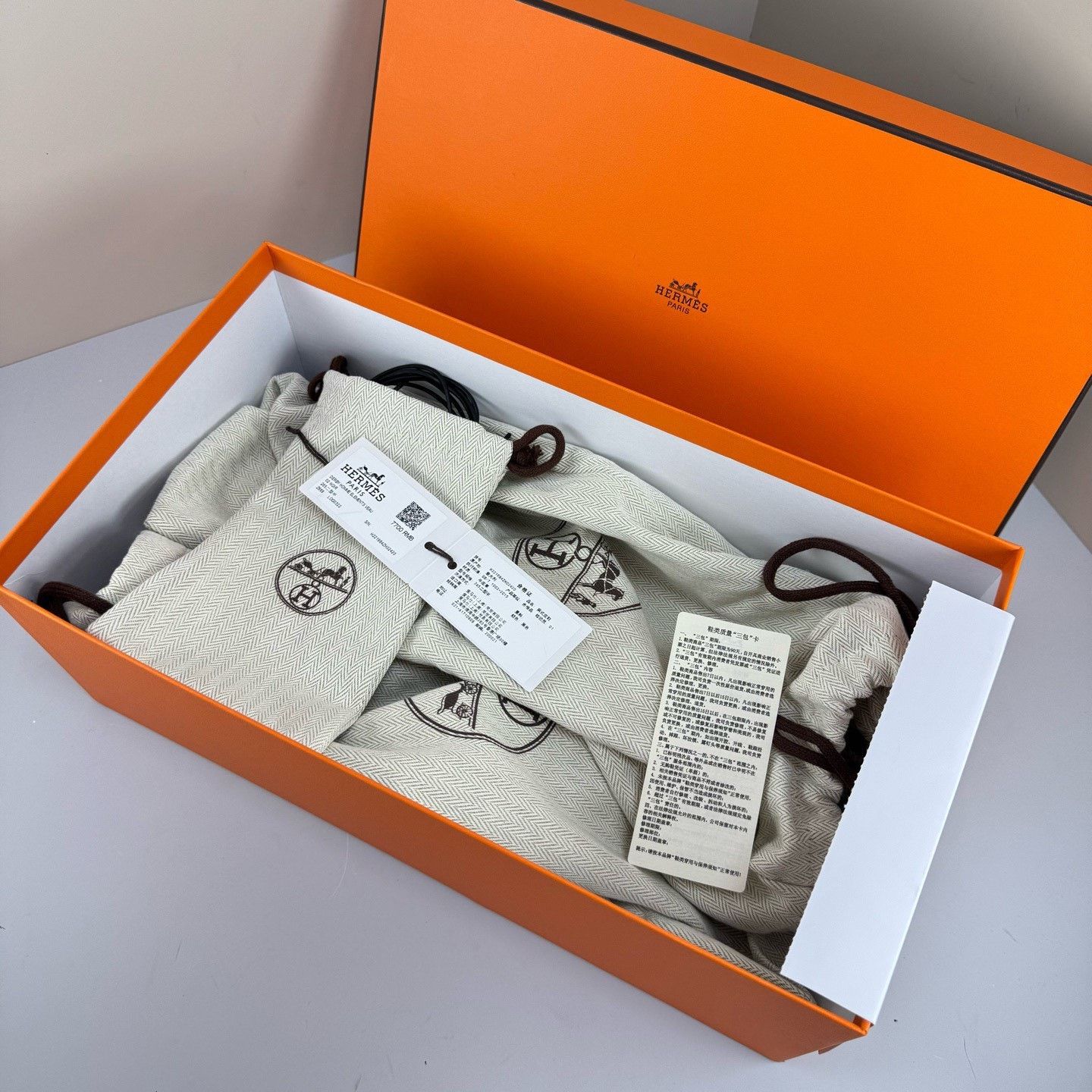 Hermes Hermes Black Lowtop Sneakers 9 Men Size US 9 / EU 42 - 7 Thumbnail