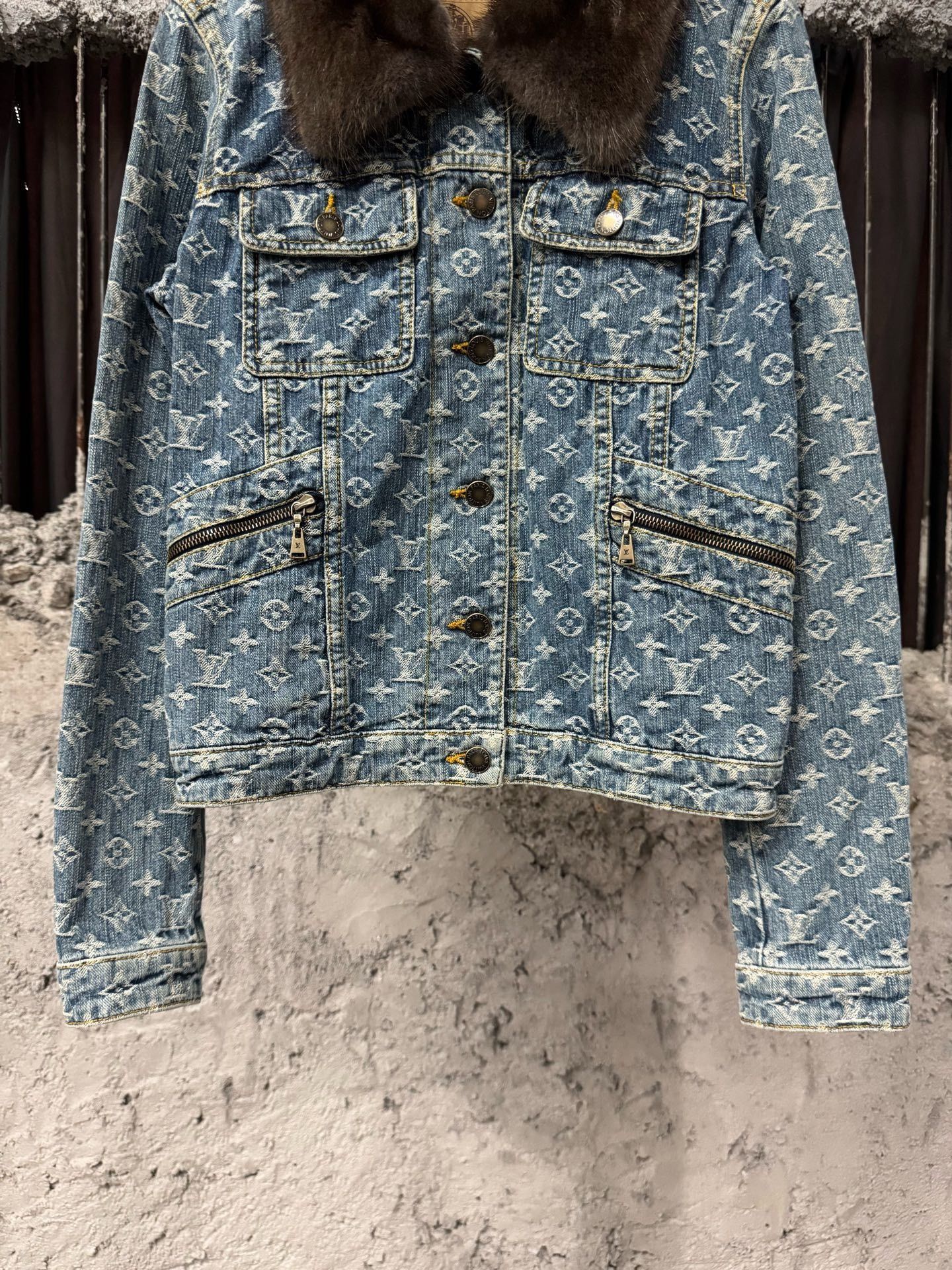 Louis Vuitton Louis Vuitton Denim Jacket S Women Size S / US 4 / IT 40 - 4 Thumbnail