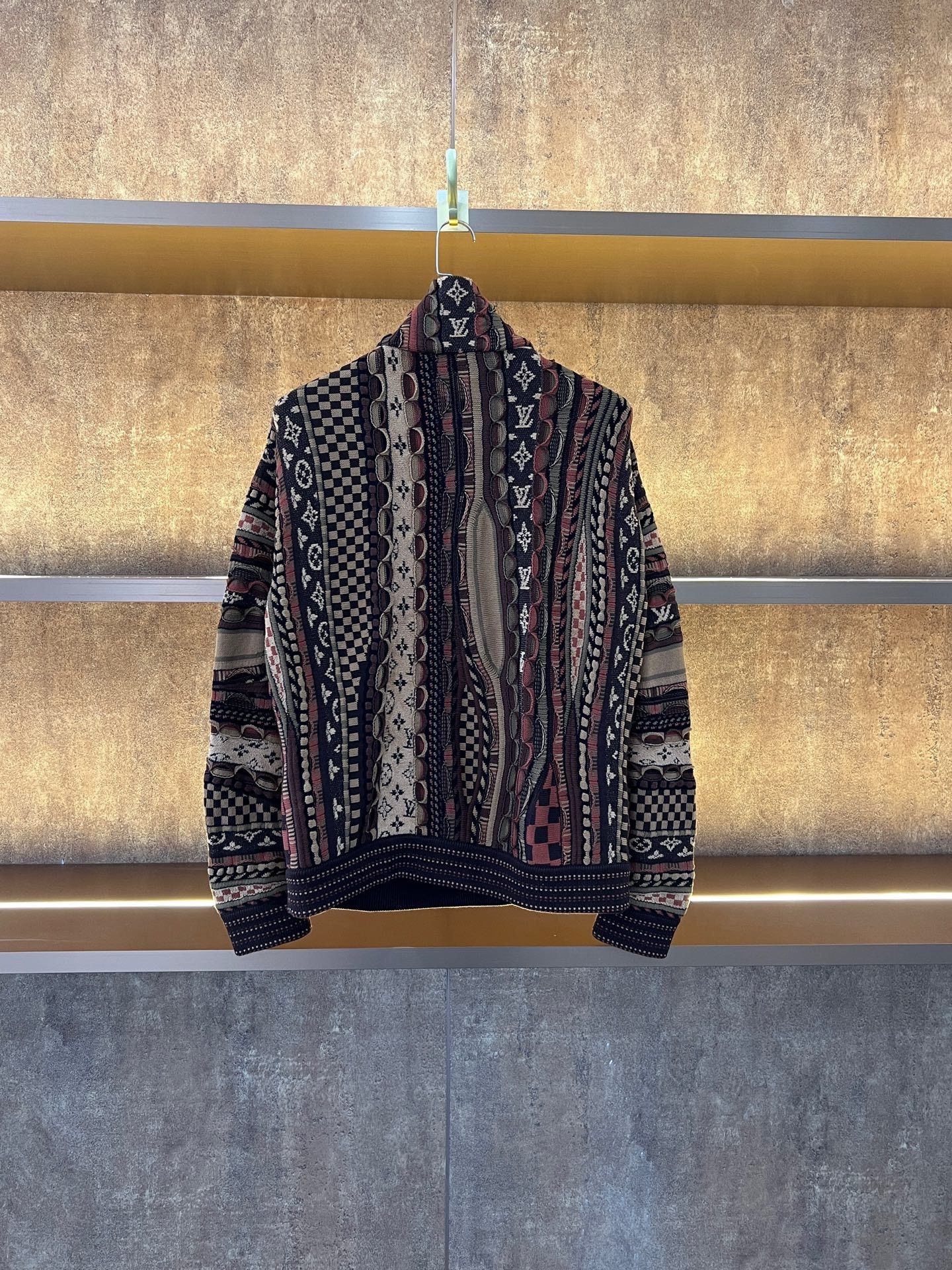 Louis Vuitton Louis Vuitton Light Jacket s Men Size US S / EU 44-46 / 1 - 2 Thumbnail