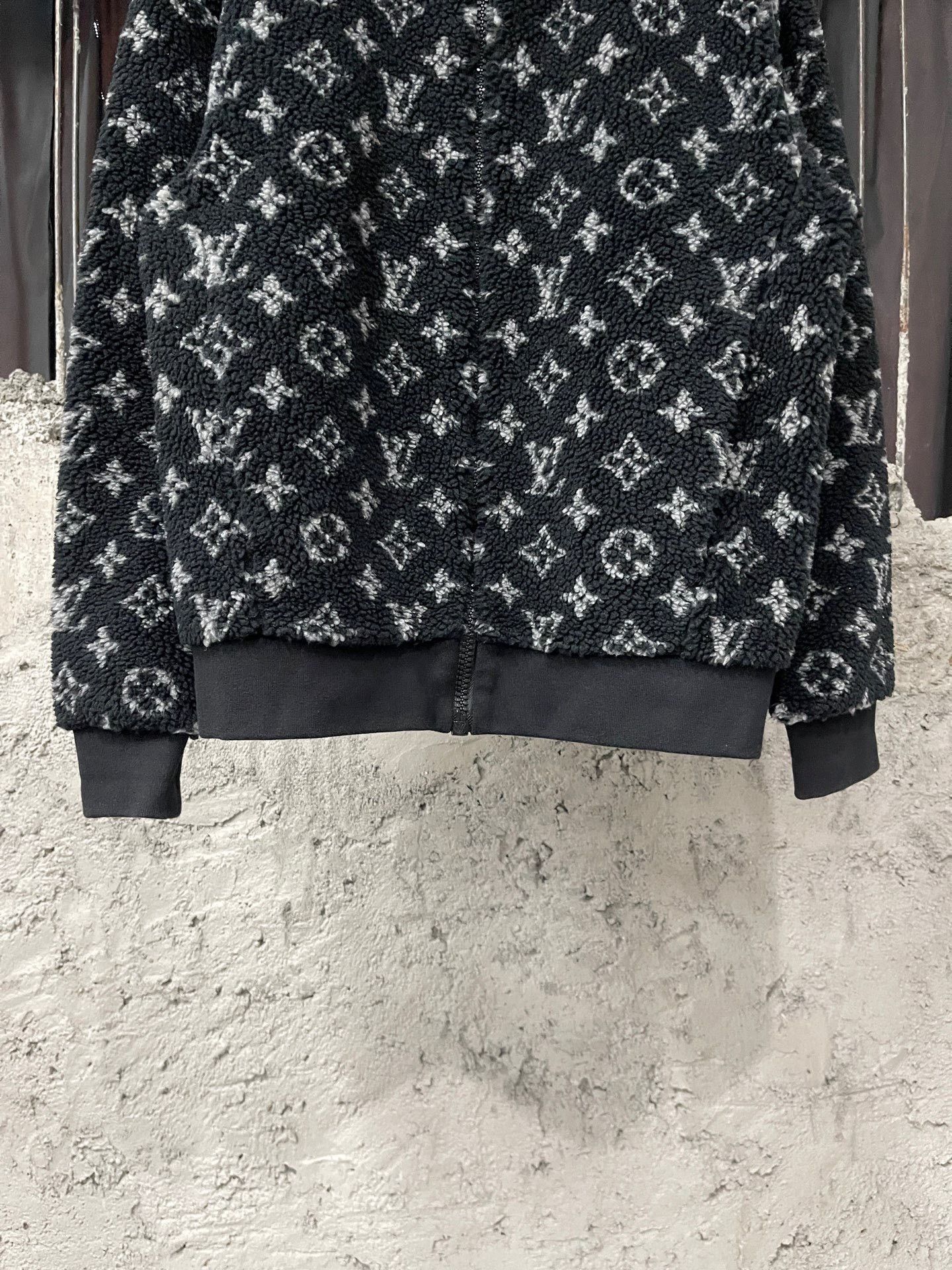 Louis Vuitton Louis Vuitton Jacket XS Women Size XS / US 0-2 / IT 36-38 - 4 Thumbnail