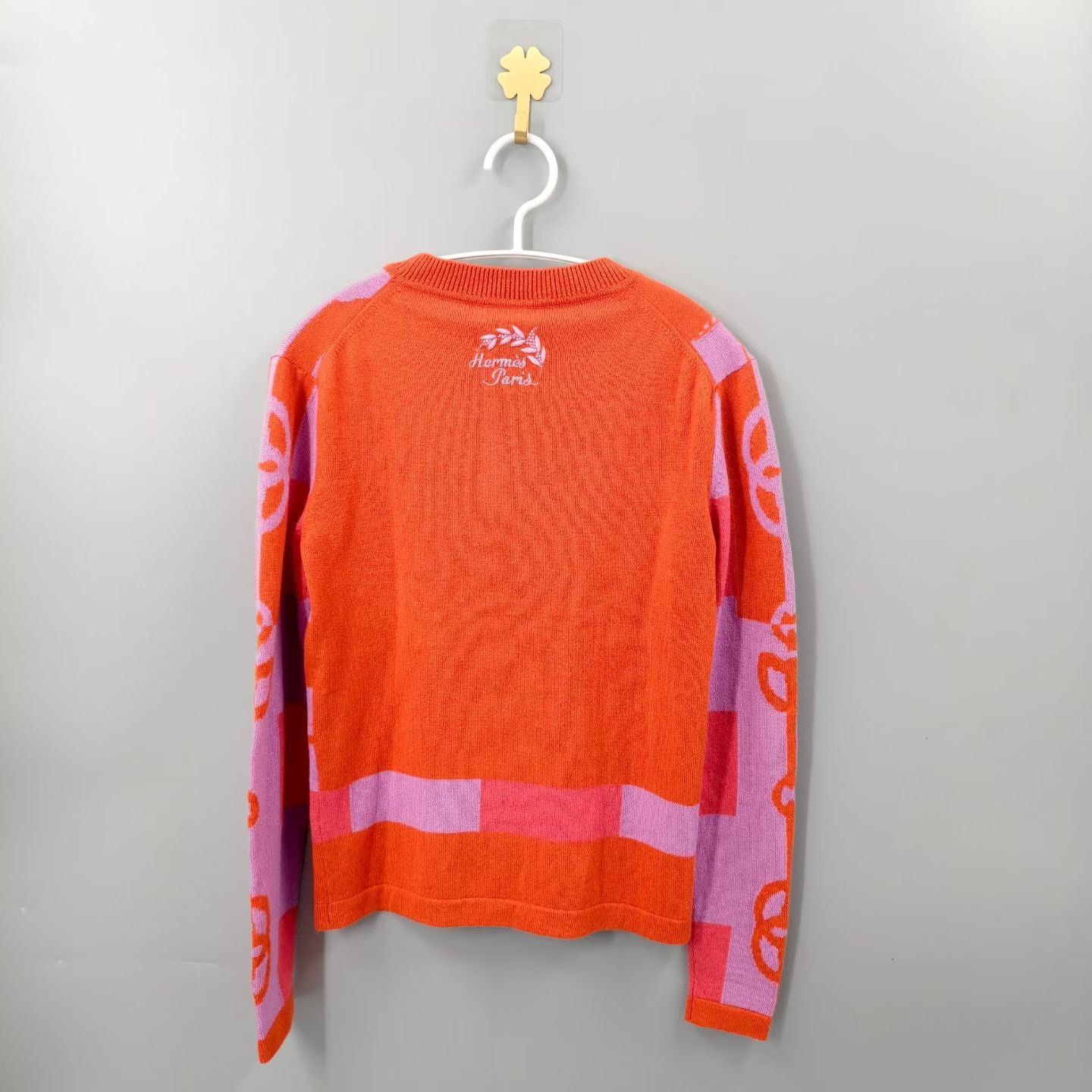 Hermes Hermes Knit Sweater M Women Size M / US 6-8 / IT 42-44 - 2 Thumbnail