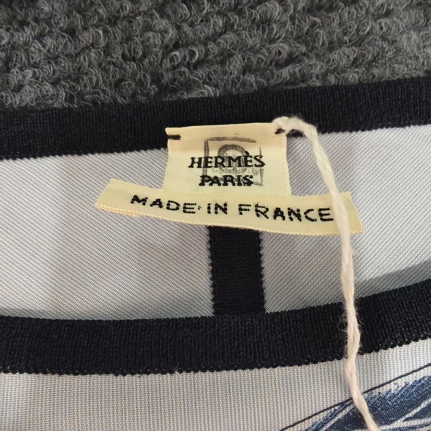 Hermes Hermes Retro Oversized Black T-Shirt M Women Size M / US 6-8 / IT 42-44 - 3 Thumbnail