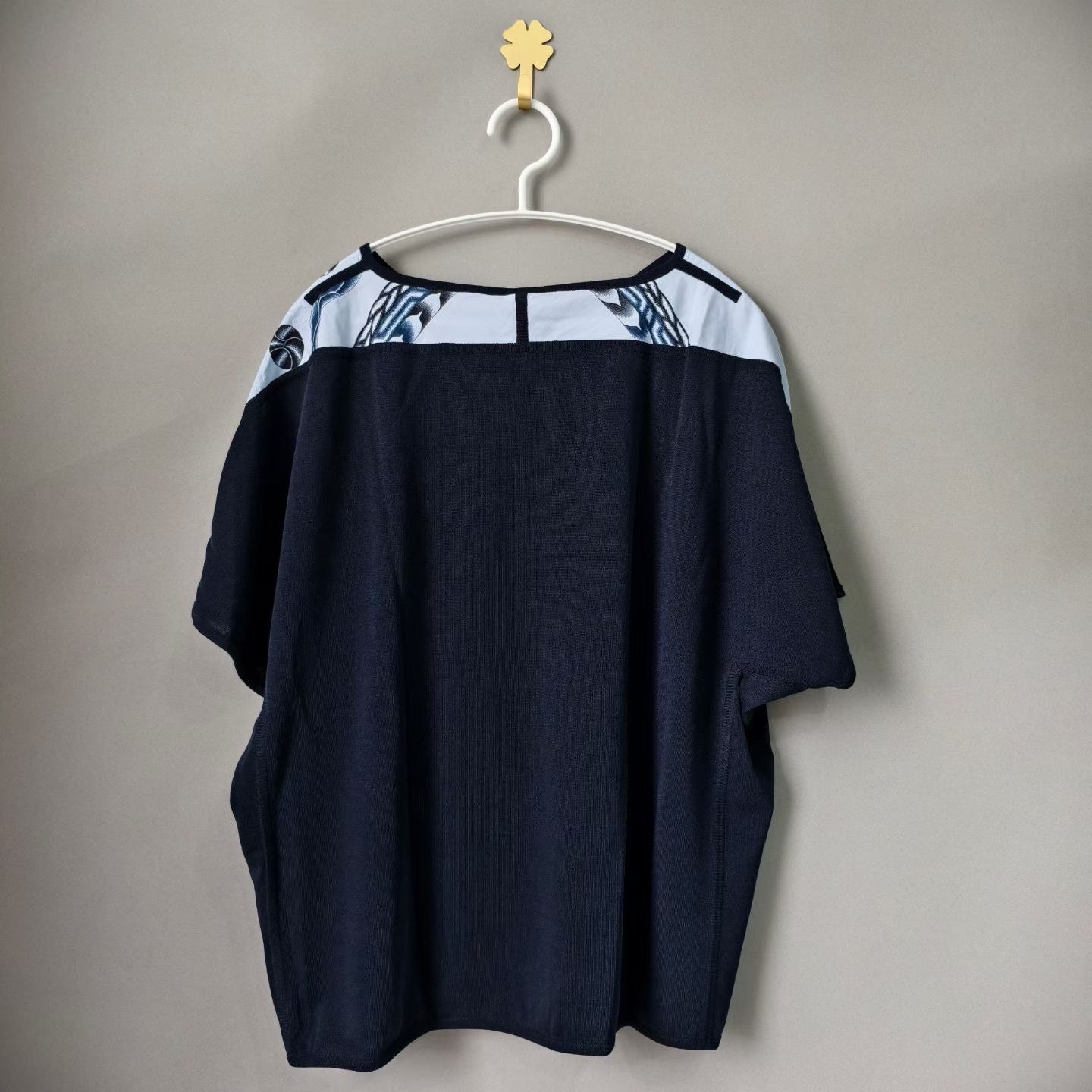 Hermes Hermes Retro Oversized Black T-Shirt M Women Size M / US 6-8 / IT 42-44 - 2 Thumbnail