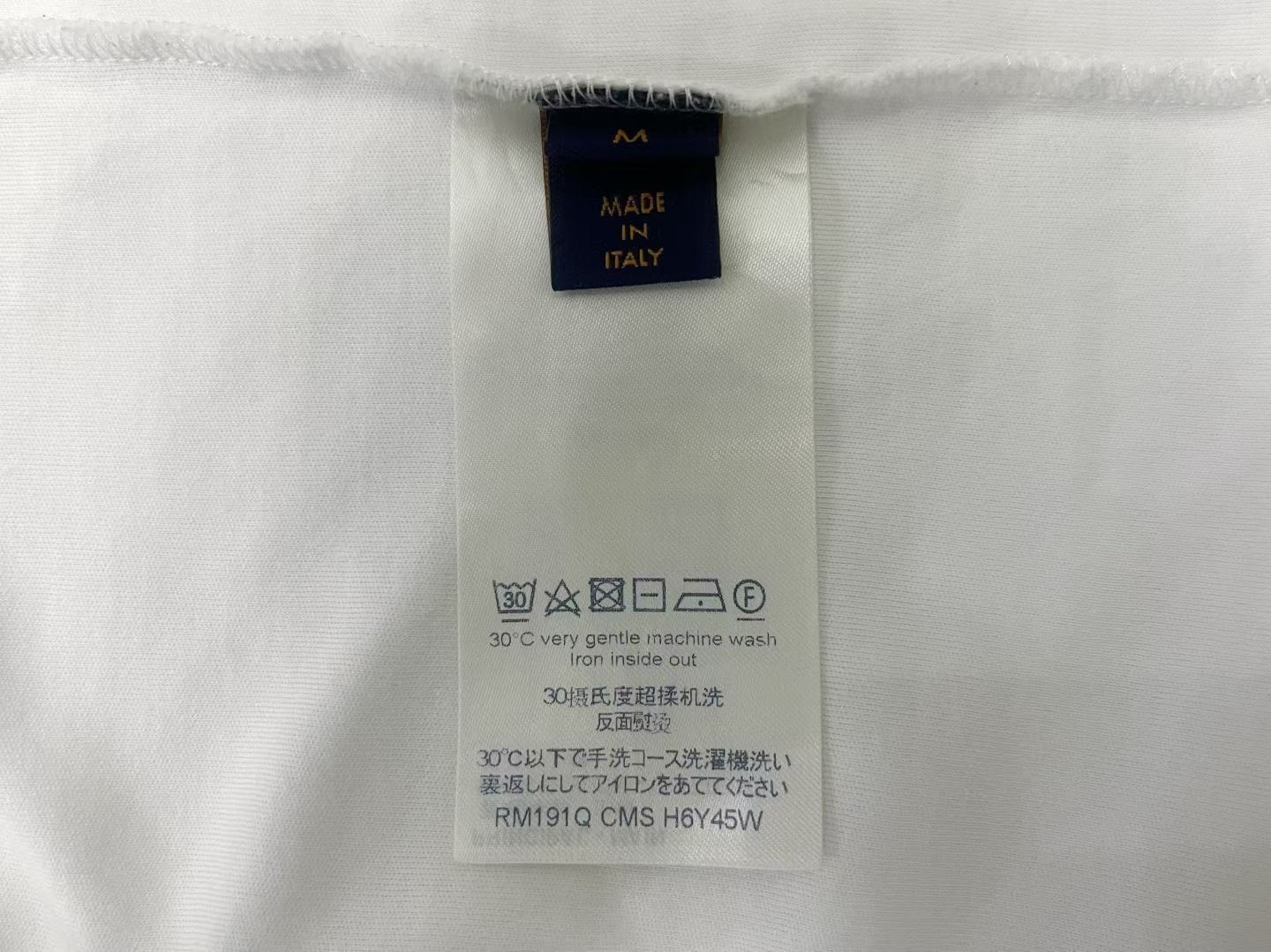 Louis Vuitton Louis Vuitton Checkered White T-Shirt m Men Size US M / EU 48-50 / 2 - 3 Thumbnail