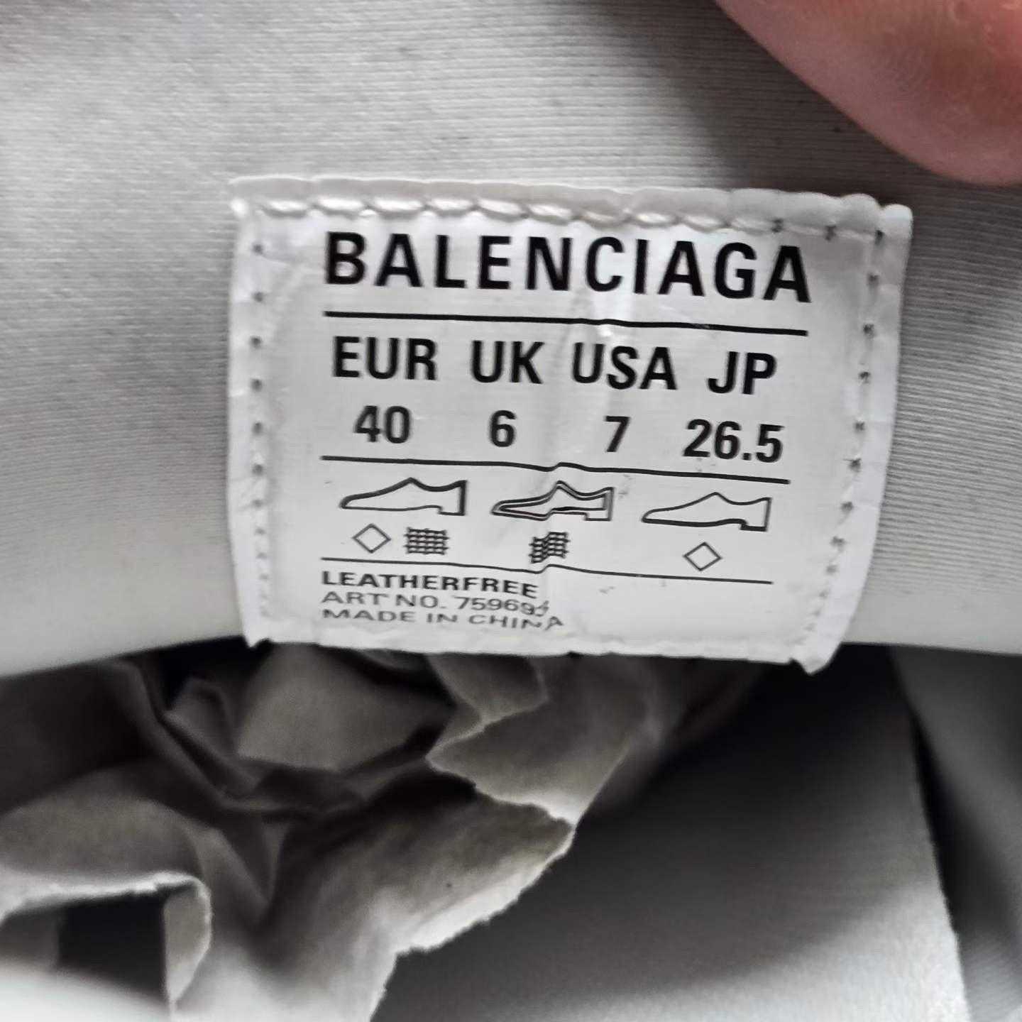 Balenciaga Balenciaga White Lowtop Sneakers 7.5 Men Size US 7.5 / EU 40-41 - 9 Thumbnail