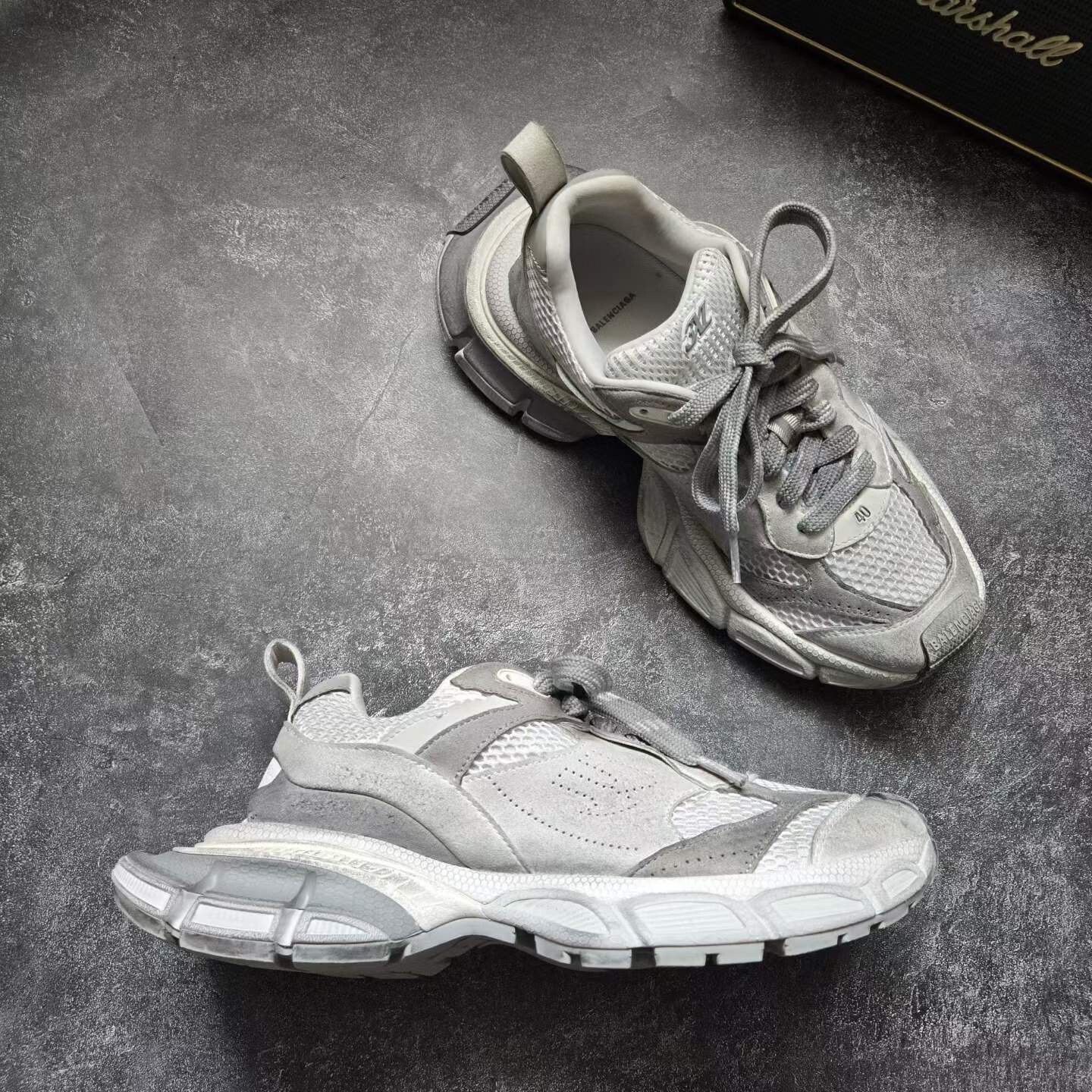 Balenciaga Balenciaga White Lowtop Sneakers 7.5 Men Size US 7.5 / EU 40-41 - 4 Thumbnail