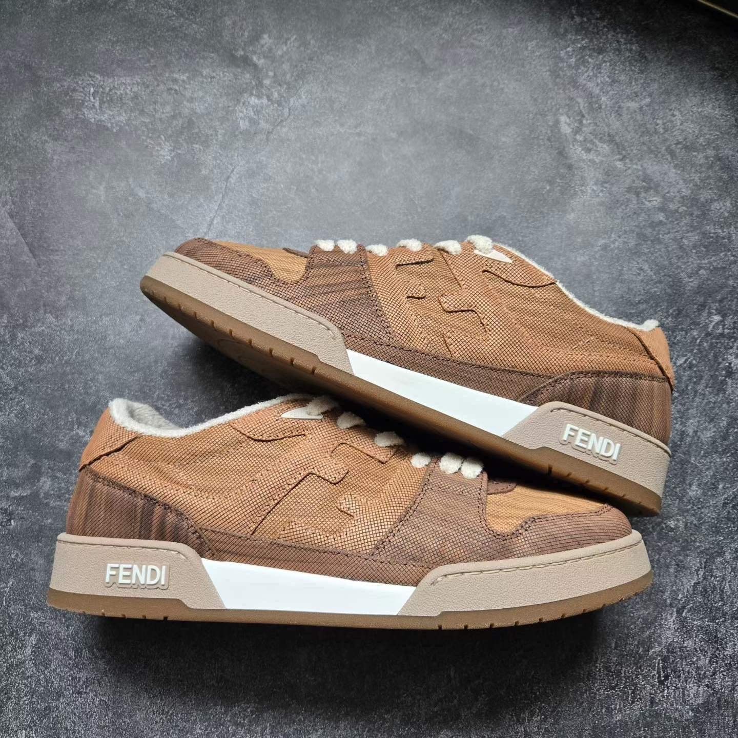 Fendi Fendi Brown Lowtop Sneakers 9 Men Size US 9 / EU 42 - 5 Thumbnail
