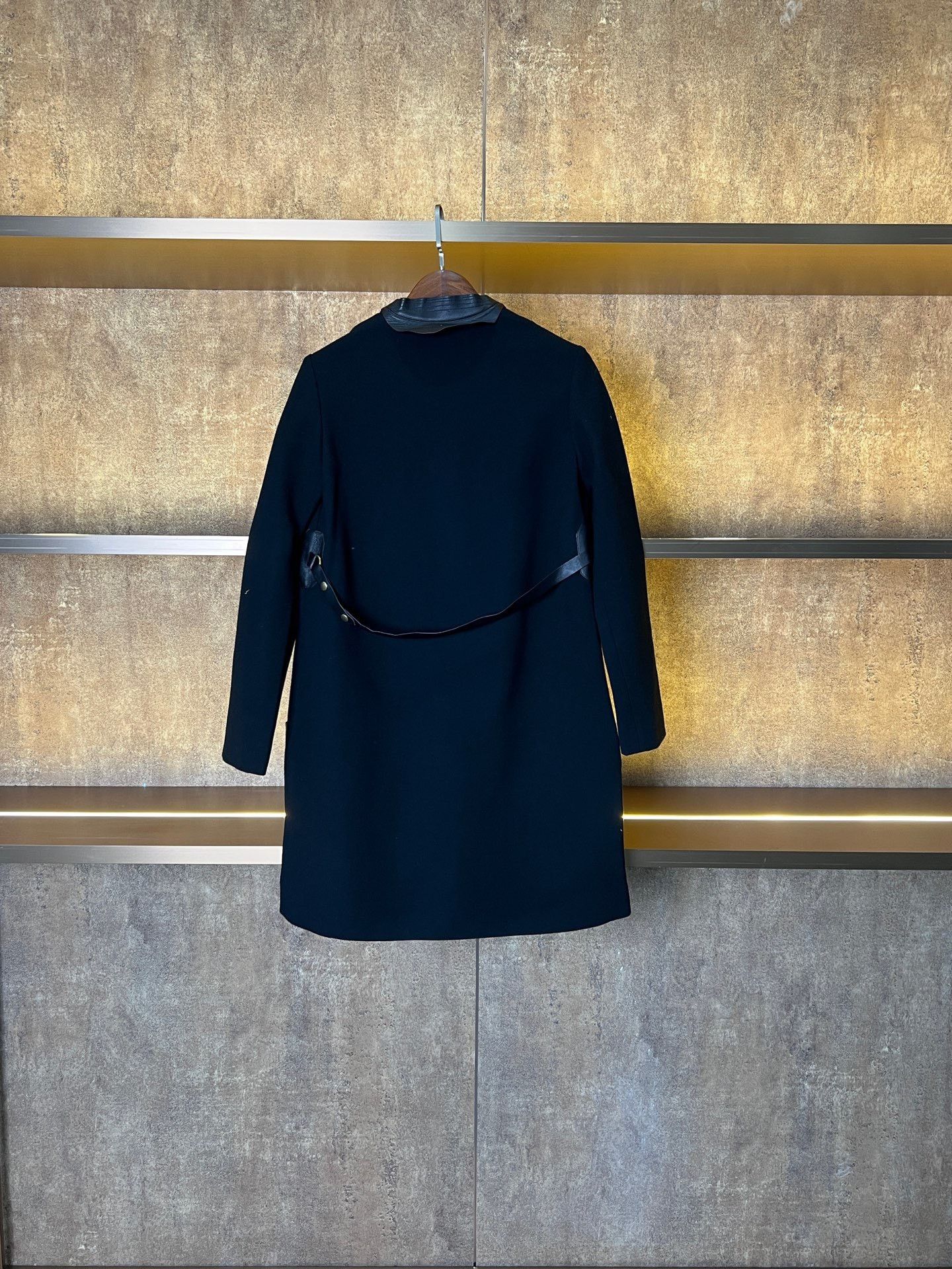 Celine Celine Wool T-Shirt L Women Size L / US 10 / IT 46 - 2 Thumbnail