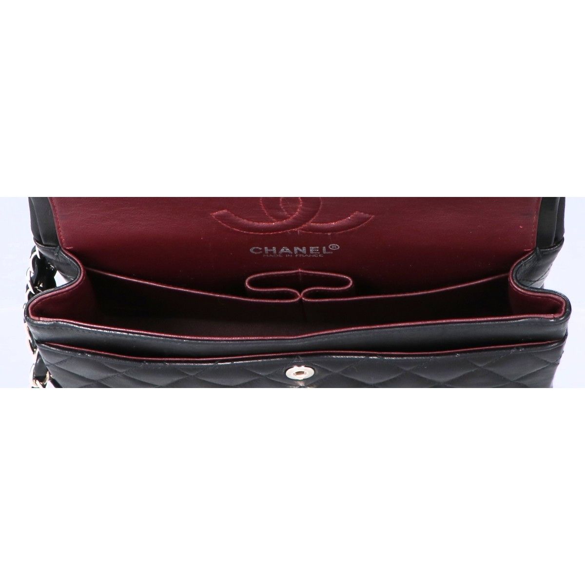 Chanel Chanel Chanel Matelasse Lambskin Shoulder Bag Leather Shoulder Bag A01113 DUTY FREE for USA Size ONE SIZE - 8 Thumbnail