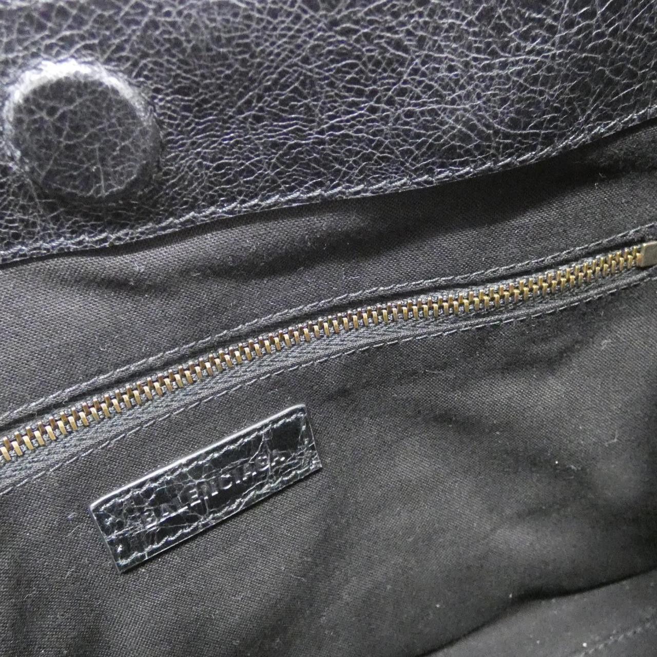 Balenciaga Balenciaga Balenciaga Lamb Shoulder Bag Leather Crossbody Bag 852608 2ABEK DUTY FREE for USA Size ONE SIZE - 8 Thumbnail
