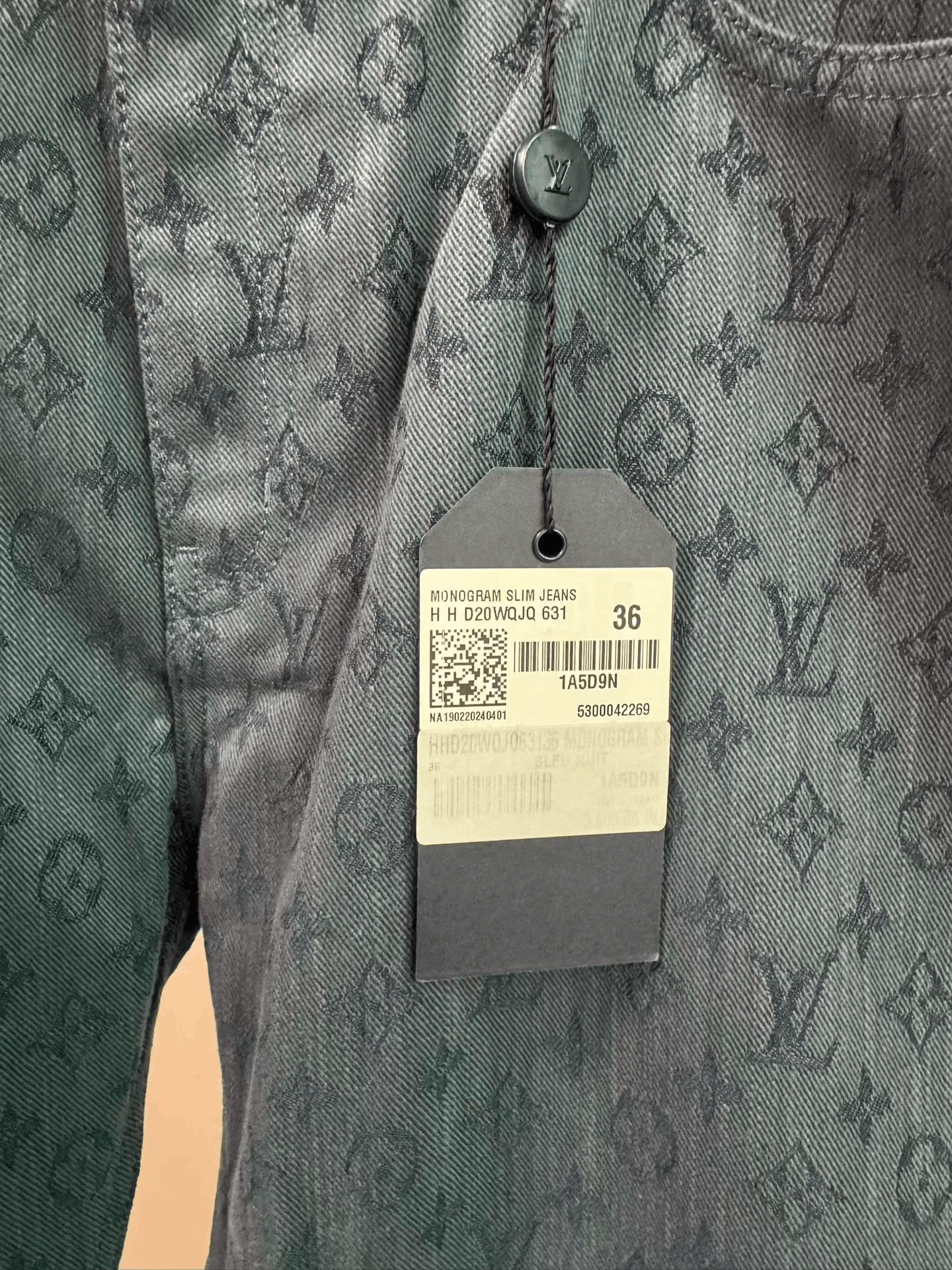 Louis Vuitton Louis Vuitton Denim Blue Denim Jeans 34 Men Size US 34 / EU 50 - 2 Thumbnail