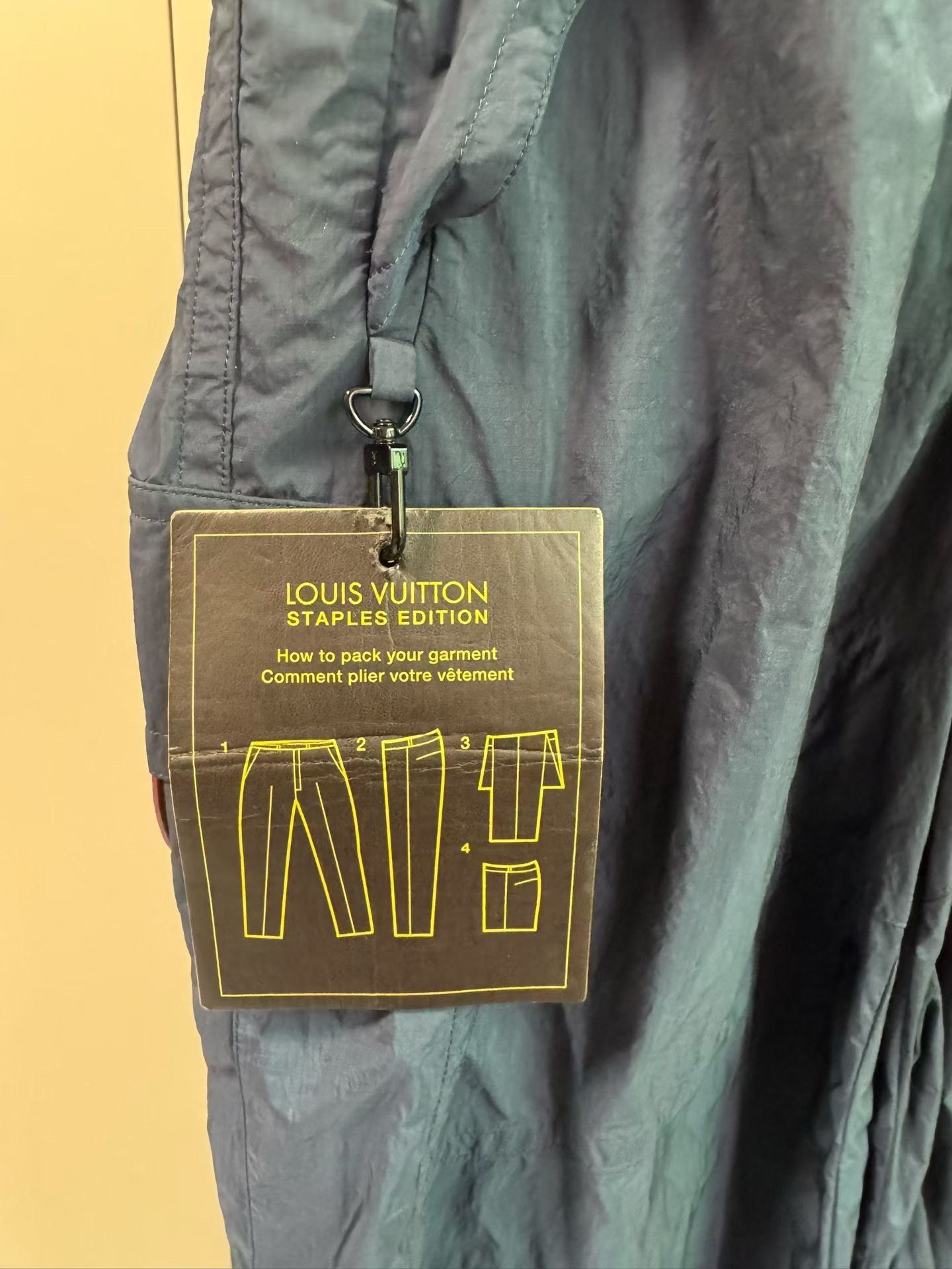 Louis Vuitton Louis Vuitton Nylon Casual Pants 34 Men Size US 34 / EU 50 - 2 Thumbnail