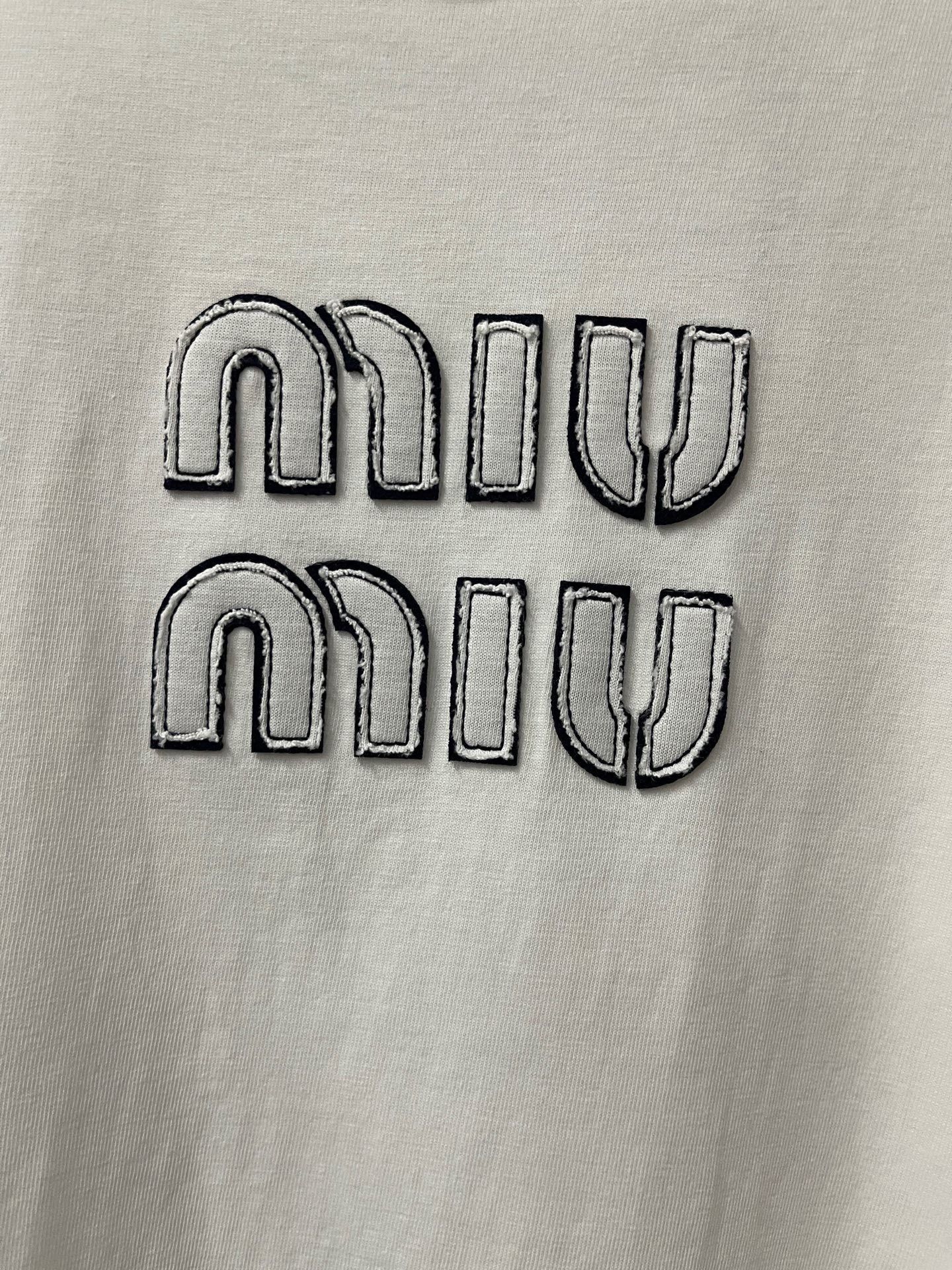 Miu Miu Miu Miu Retro T-Shirt S Women Size S / US 4 / IT 40 - 5 Thumbnail