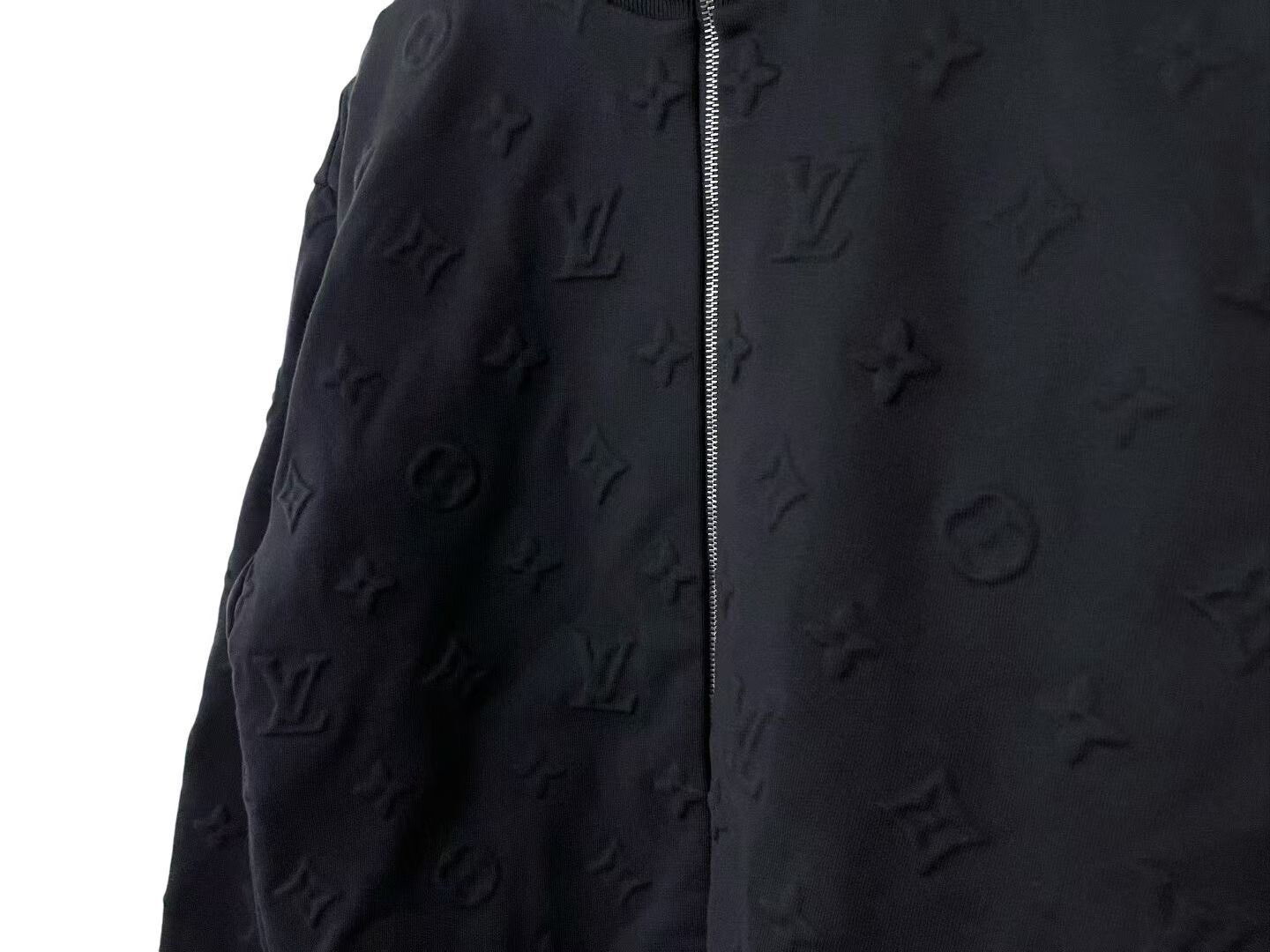 Louis Vuitton Louis Vuitton Black Light Jacket m Men Size US M / EU 48-50 / 2 - 2 Thumbnail