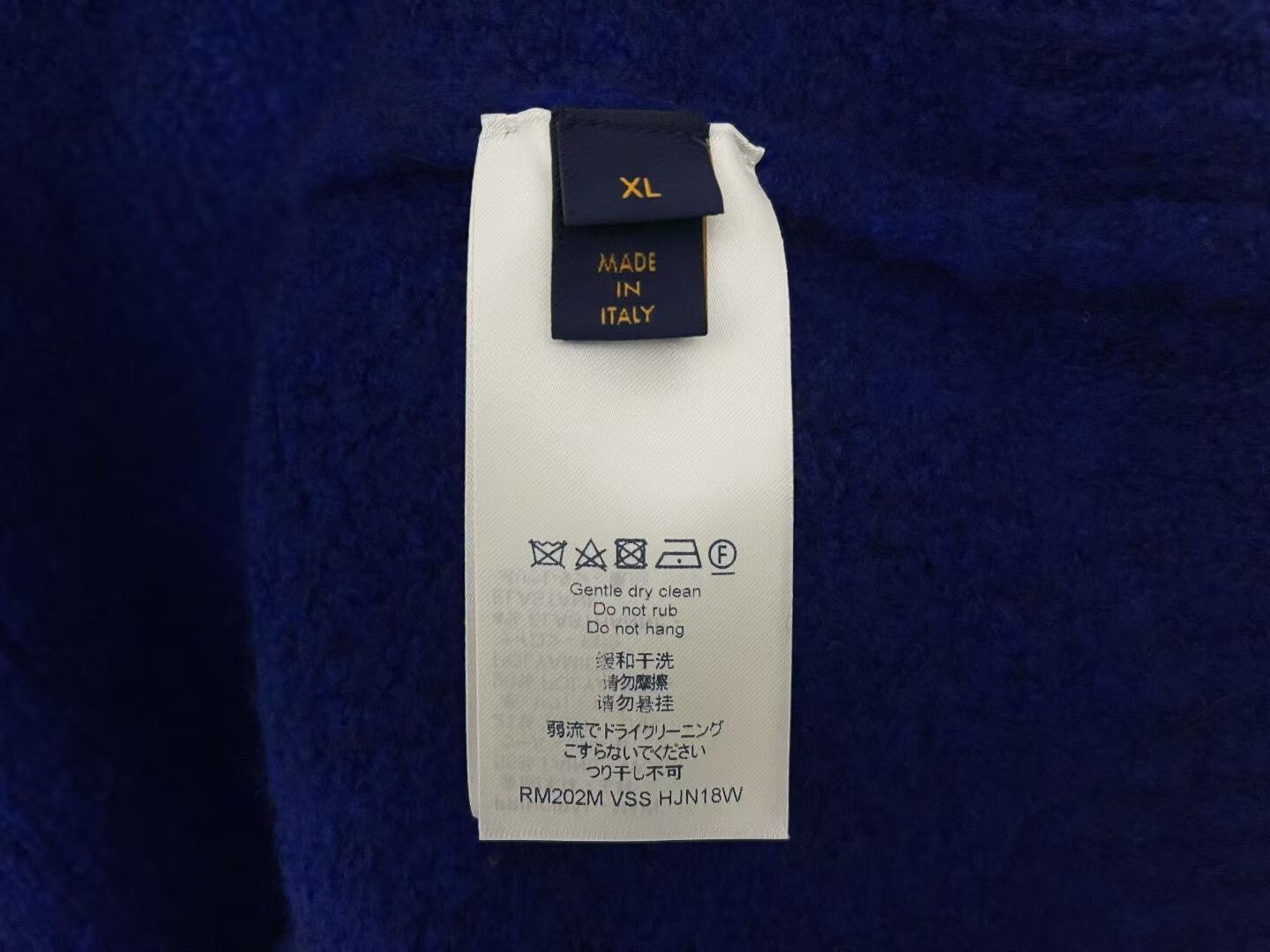 Louis Vuitton Louis Vuitton Blue Sweater xl Men Size US XL / EU 56 / 4 - 2 Thumbnail