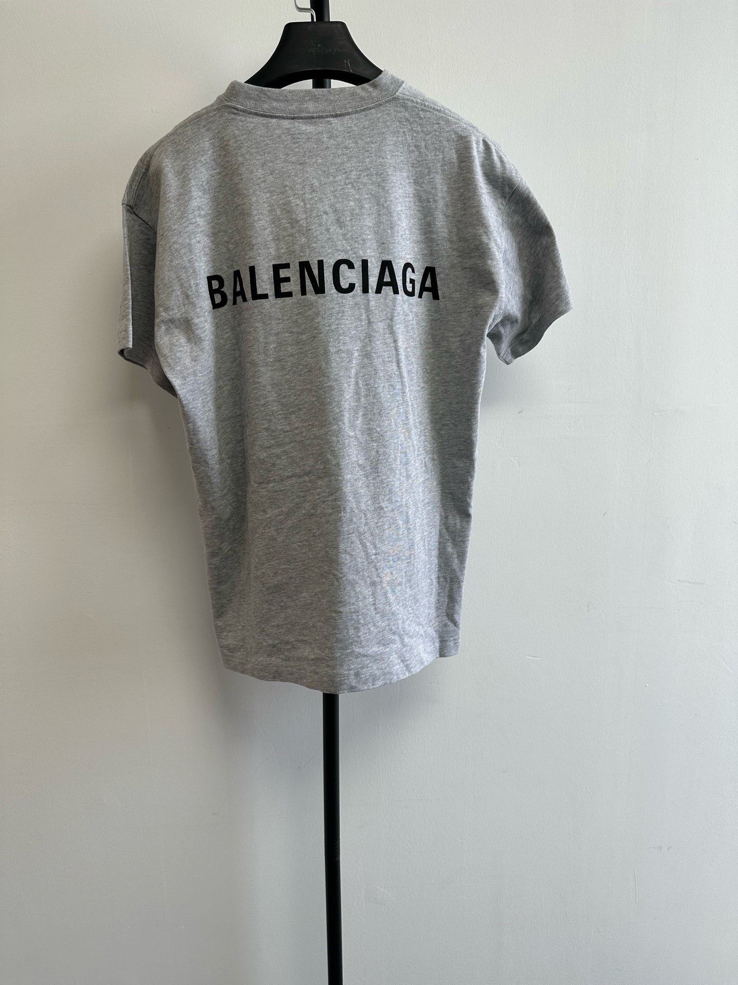 Balenciaga Balenciaga Retro Printed Gray T-Shirt xs Men Size US XS / EU 42 / 0 - 2 Thumbnail