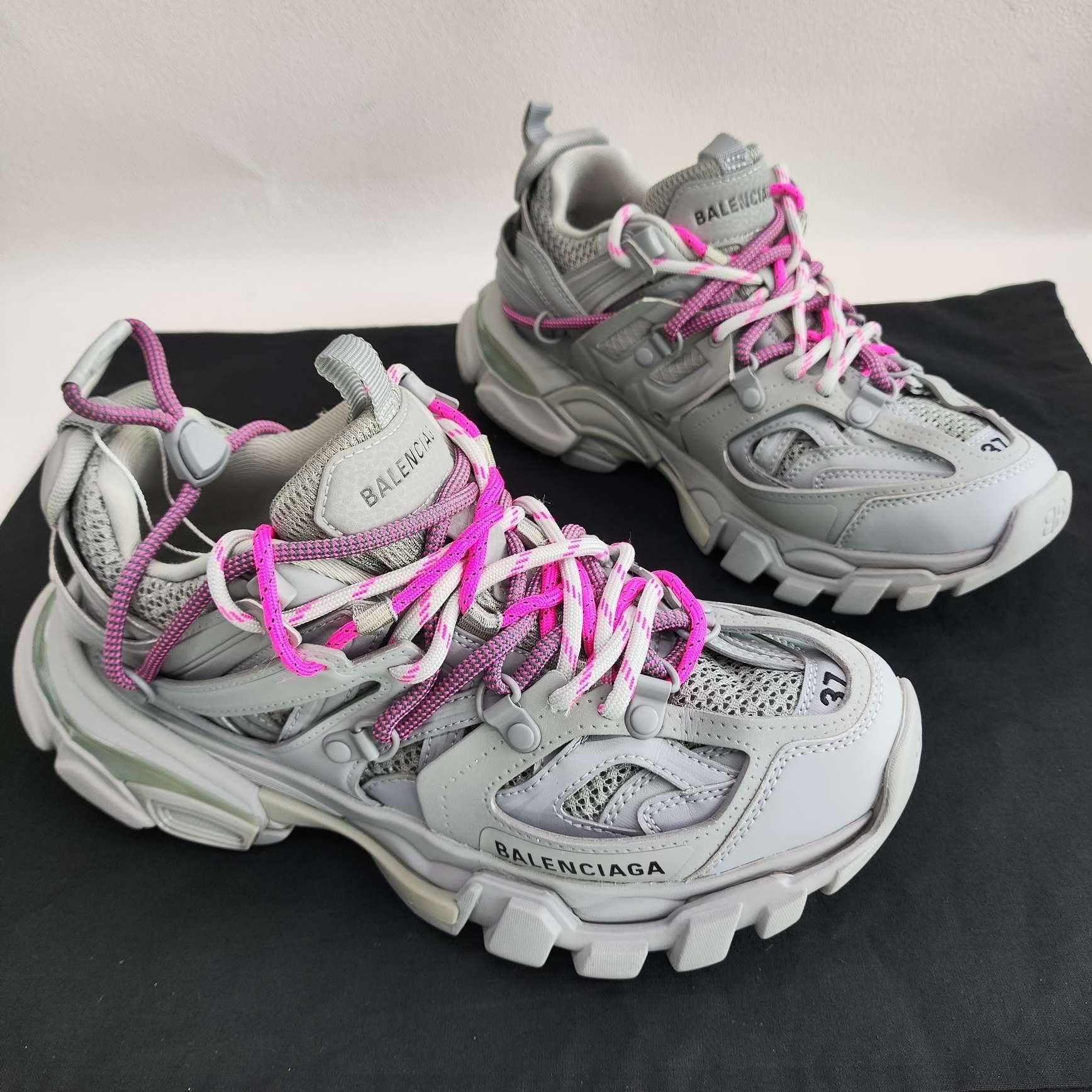 Balenciaga Balenciaga Pink Lowtop Sneakers us_6-5 Women Size US 6.5 / IT 36.5 - 3 Thumbnail