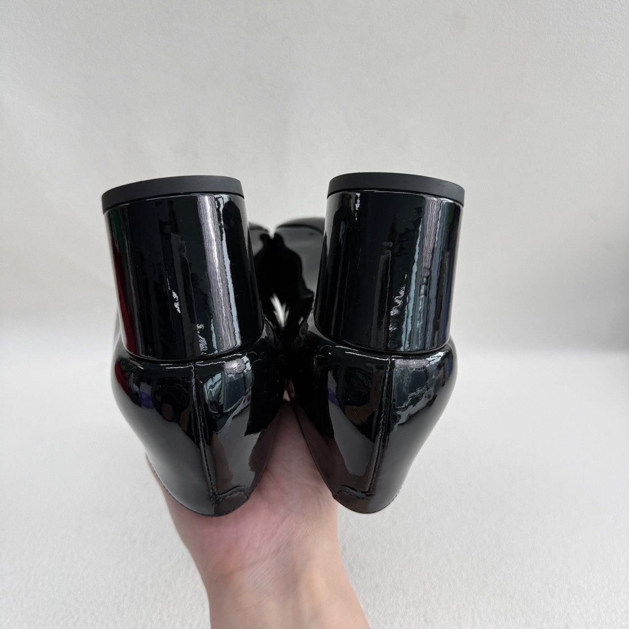Chanel Chanel Leather Black Lowtop Sneakers us_5 Women Size US 5 / IT 35 - 6 Thumbnail