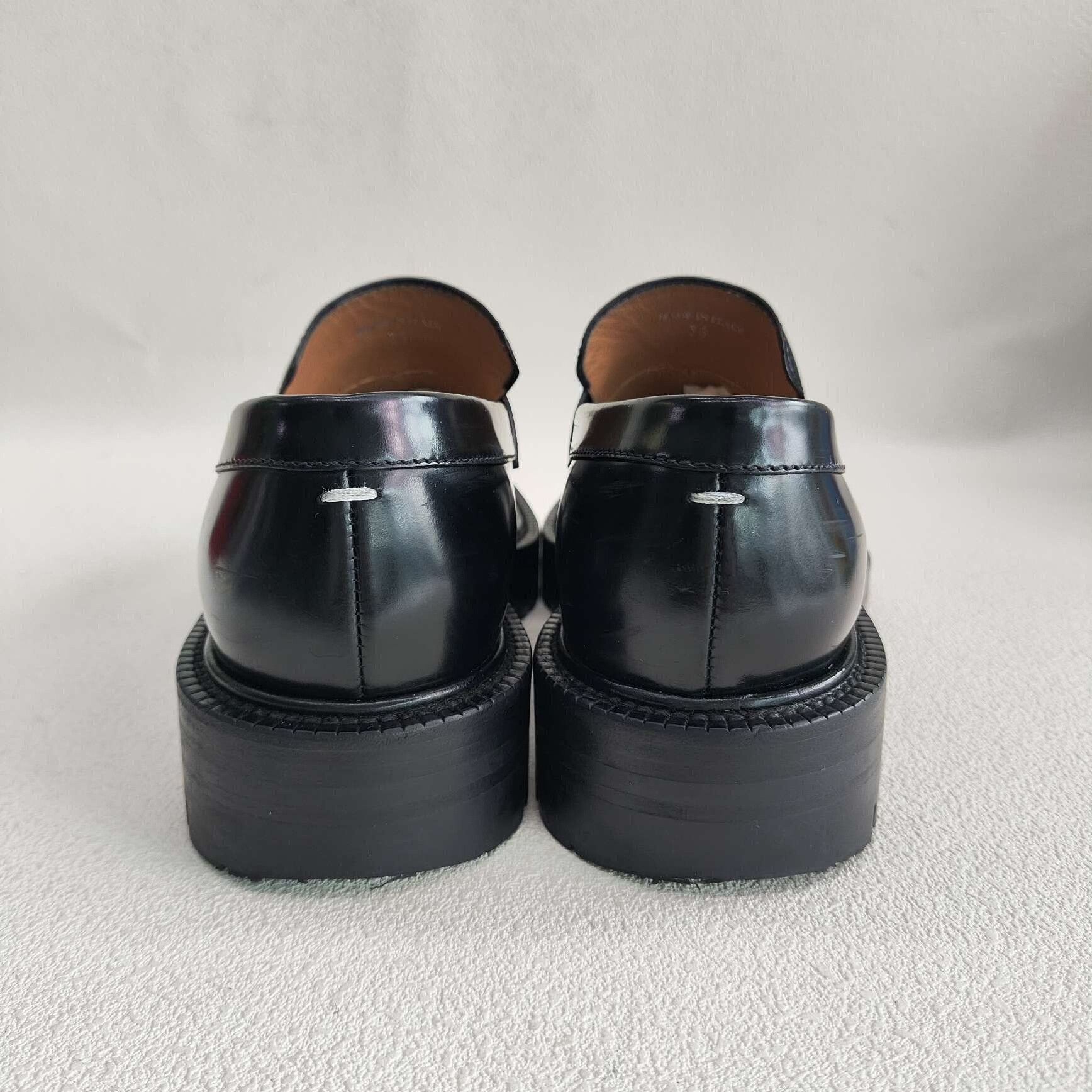 Maison Margiela Maison Margiela Black Lowtop Sneakers us_6 Women Size US 6 / IT 36 - 5 Thumbnail