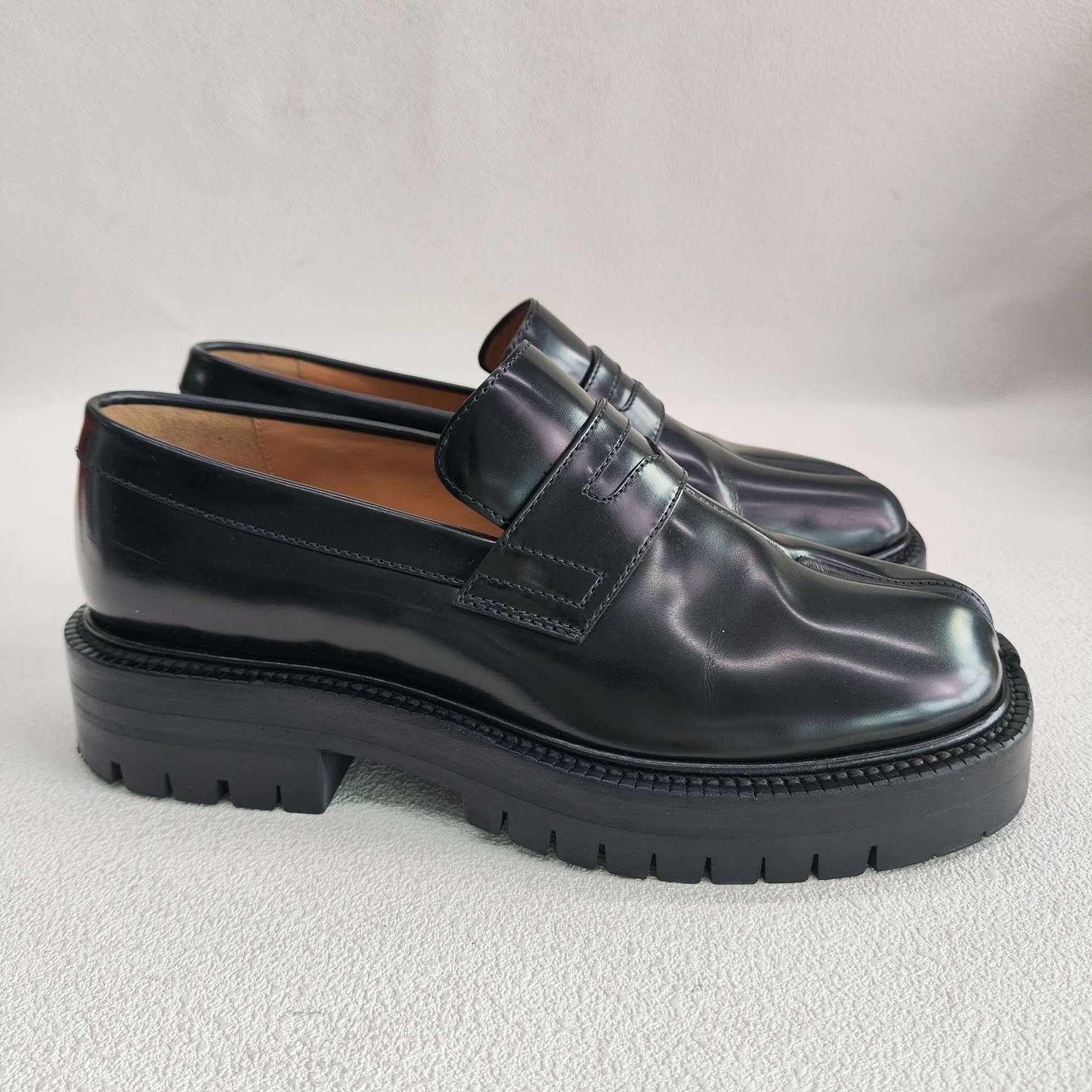 Maison Margiela Maison Margiela Black Lowtop Sneakers us_6 Women Size US 6 / IT 36 - 4 Thumbnail